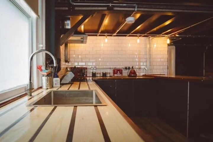 Brooklyn lodge