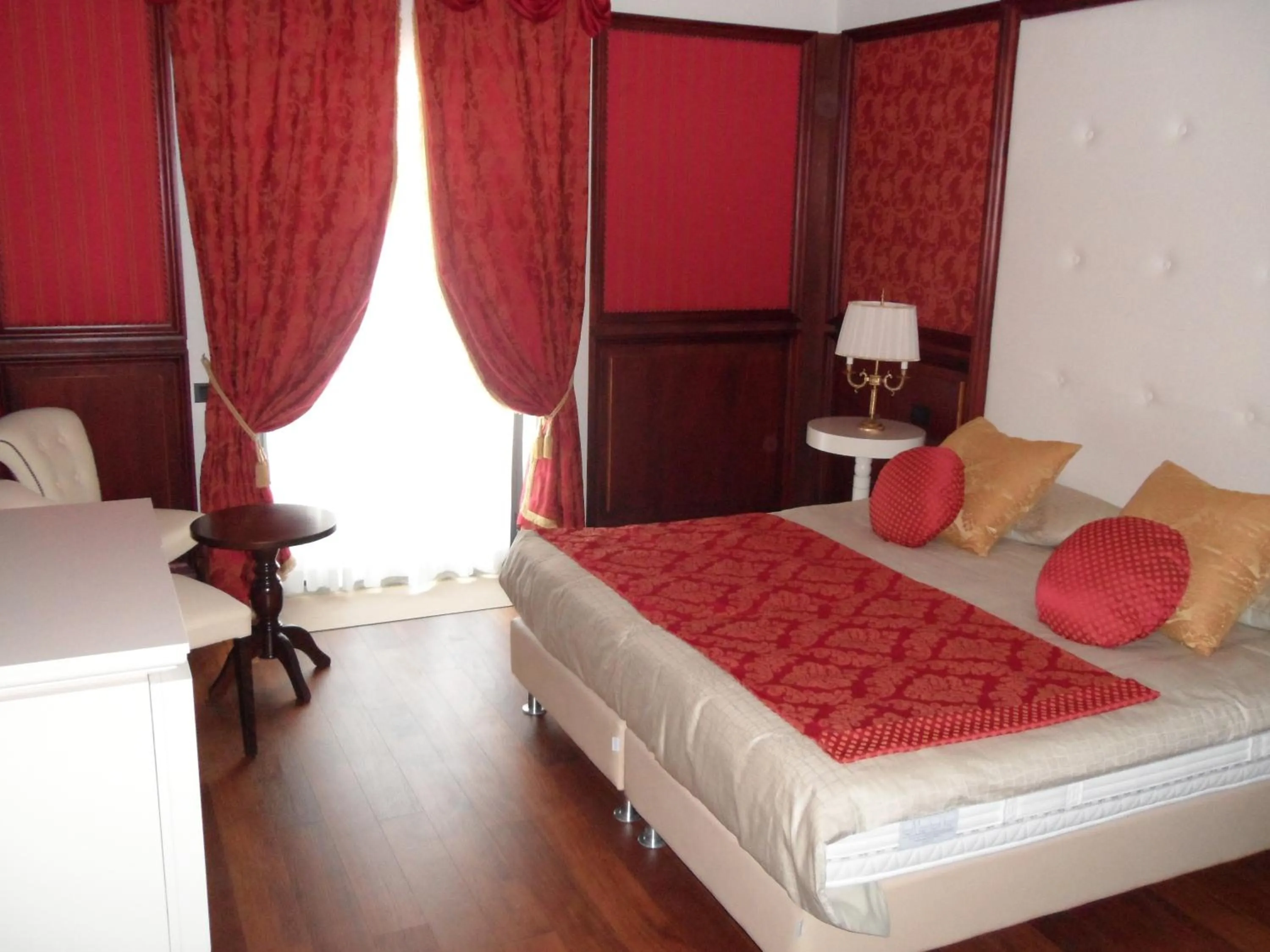 Photo of the whole room, Bed in Hotel La Rosa Dei Venti