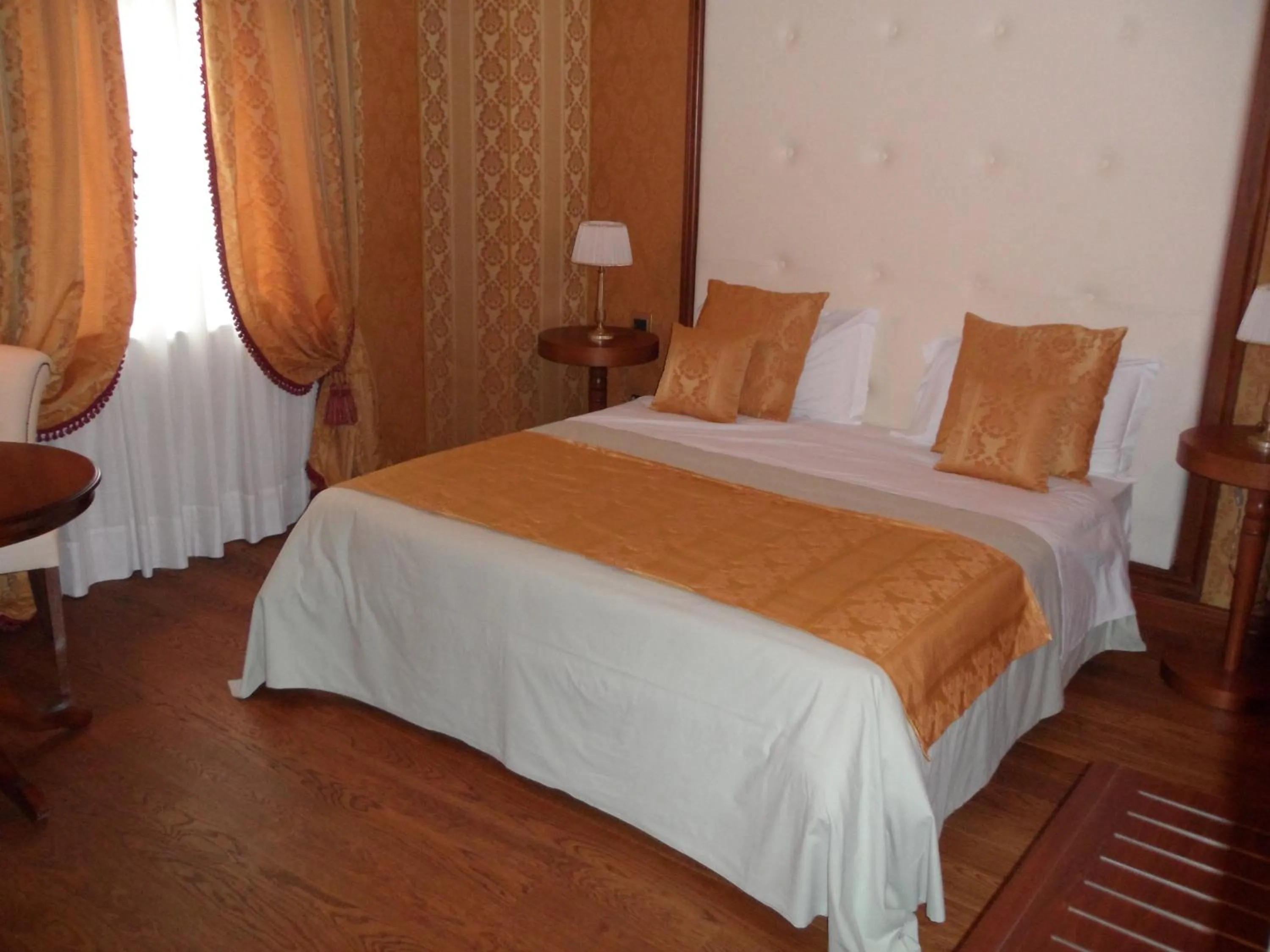 Decorative detail, Bed in Hotel La Rosa Dei Venti