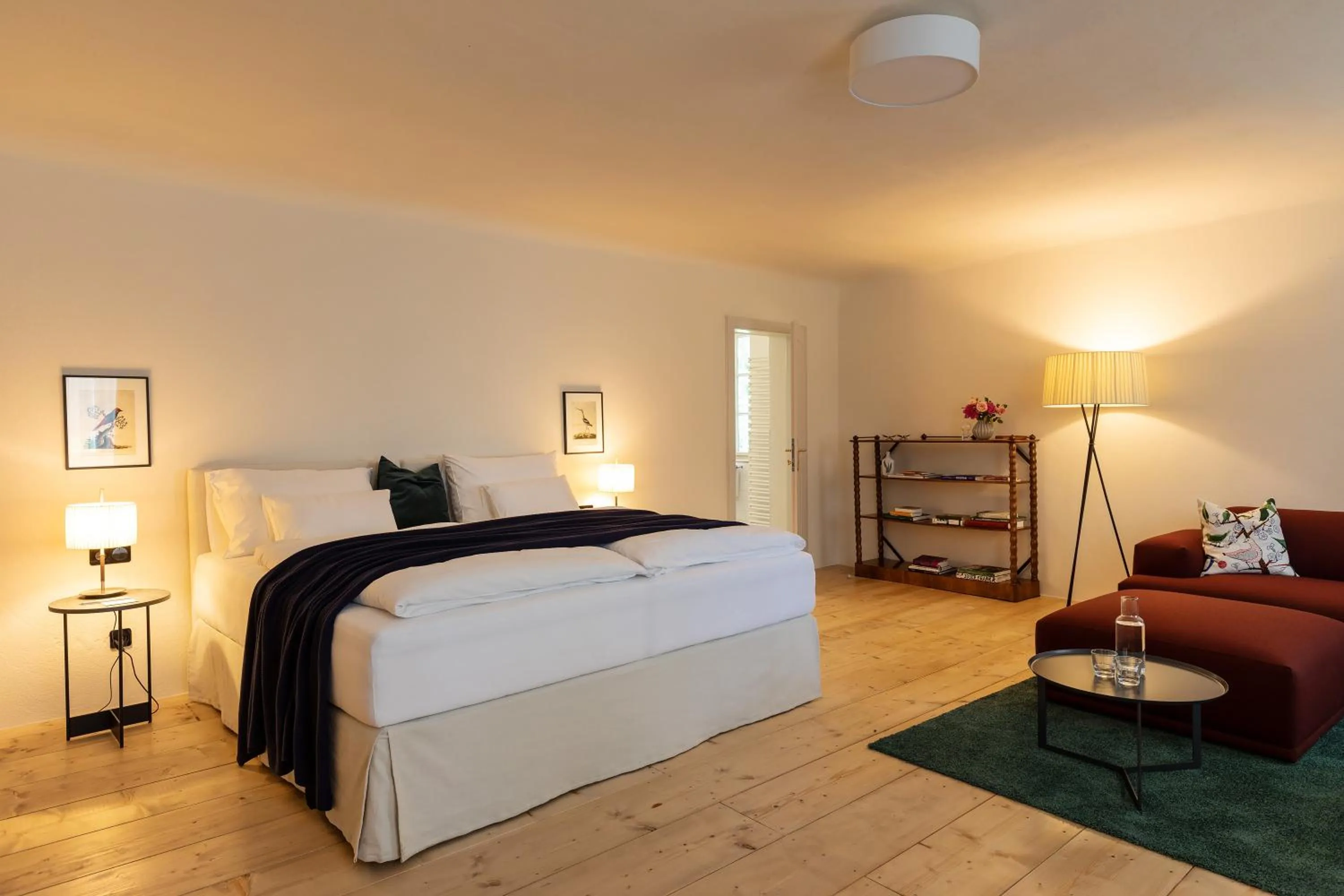 Bed in Boutique Hotel Zum Oberjäger, Schloss Lackenbach