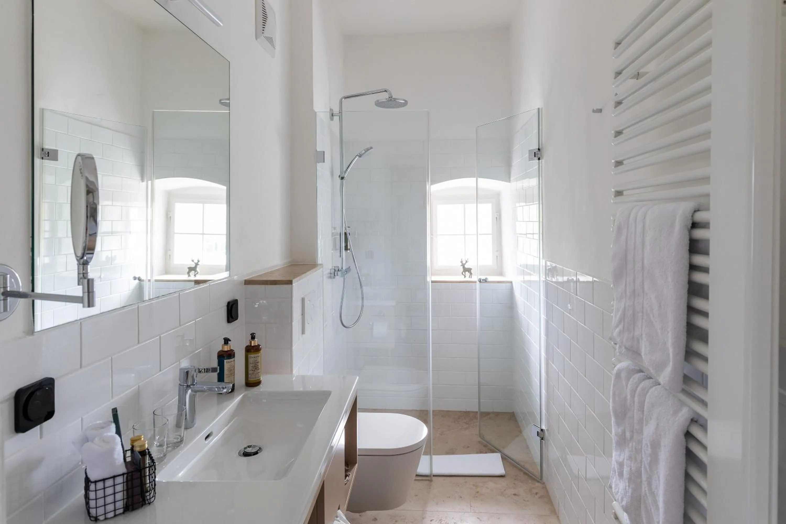 Bathroom in Boutique Hotel Zum Oberjäger, Schloss Lackenbach