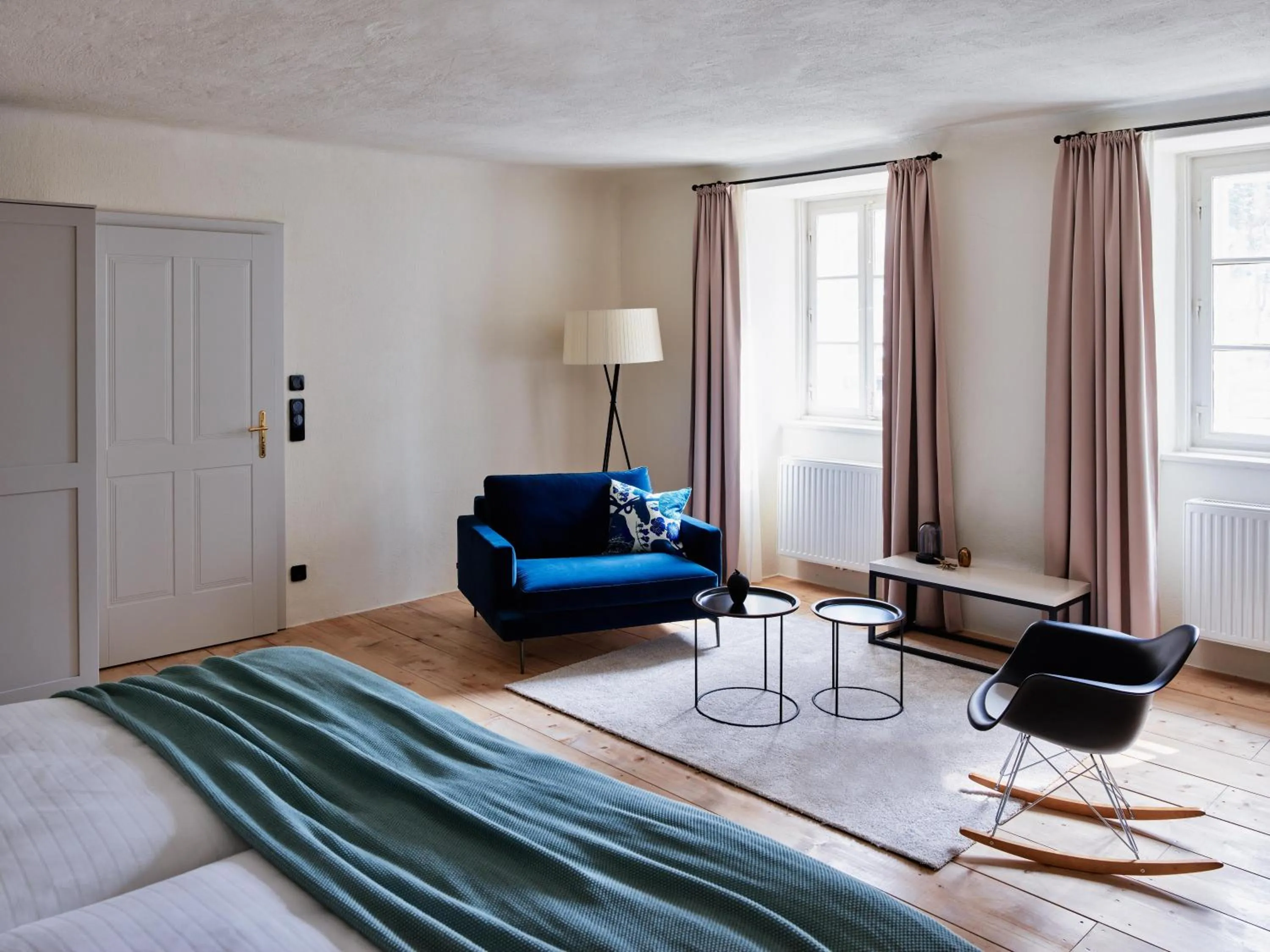 Seating area, Bed in Boutique Hotel Zum Oberjäger, Schloss Lackenbach