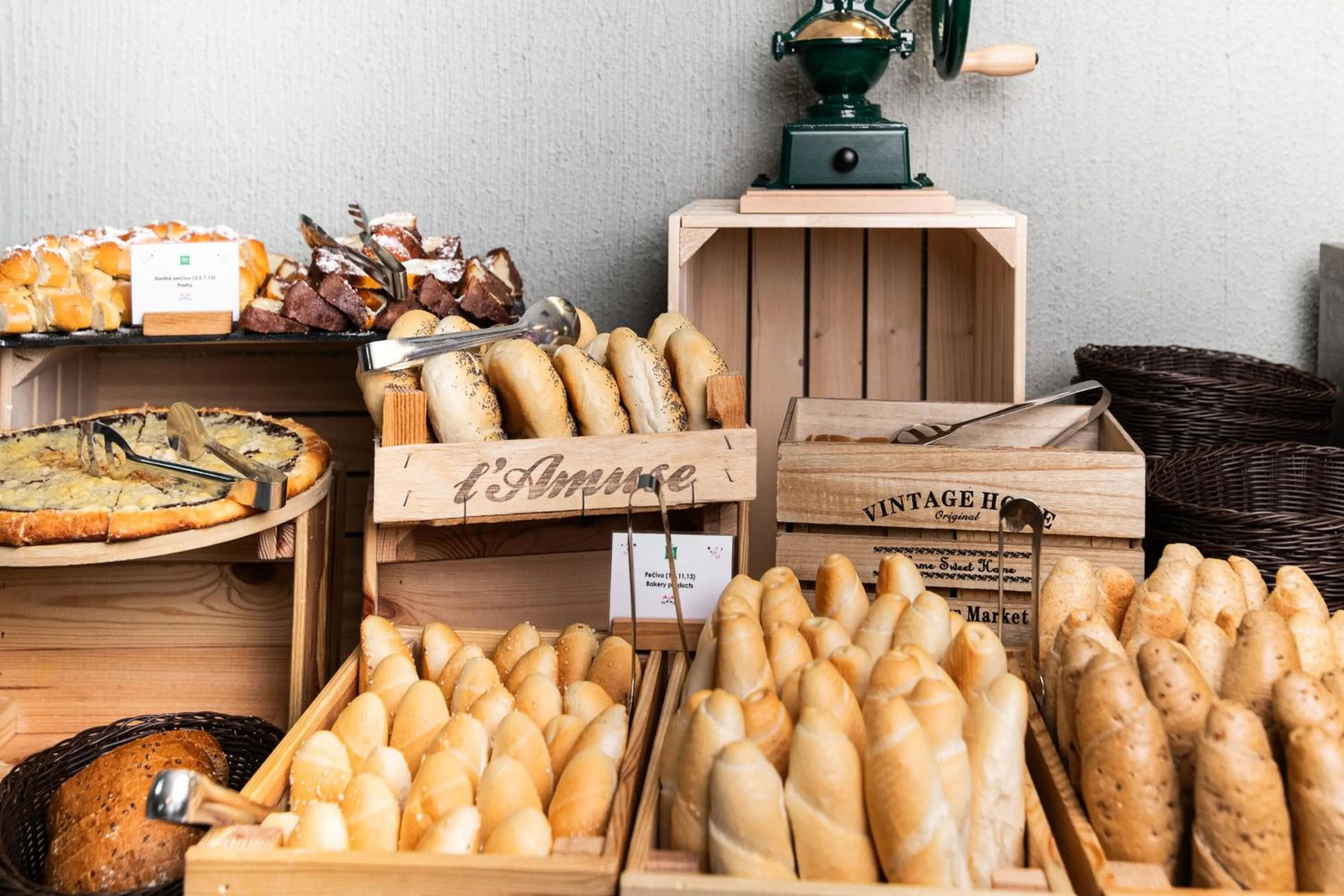 Restaurant/places to eat in ibis Styles Relax Roznov pod Radhostem