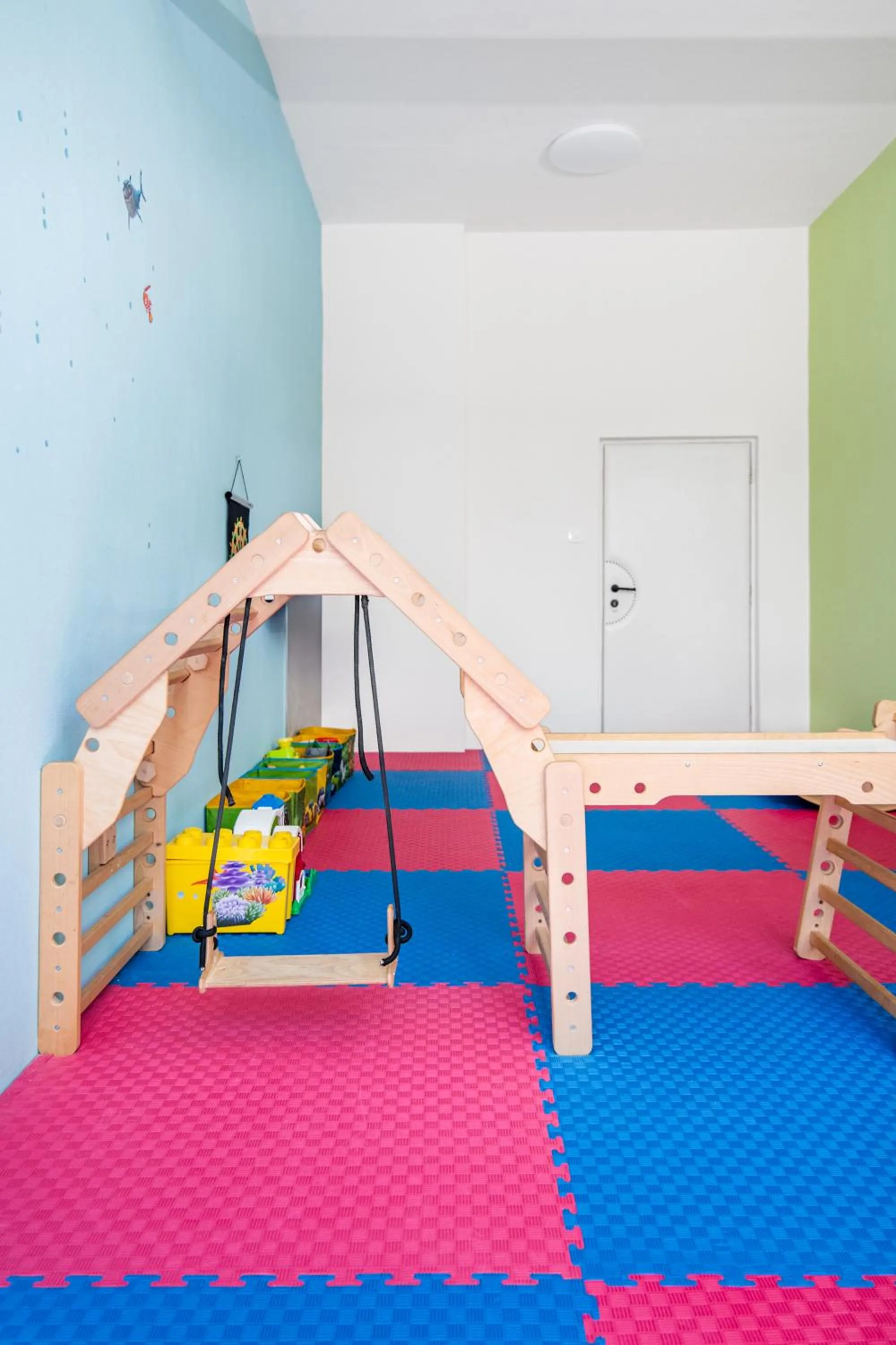 Kids's club, Bed in ibis Styles Relax Roznov pod Radhostem