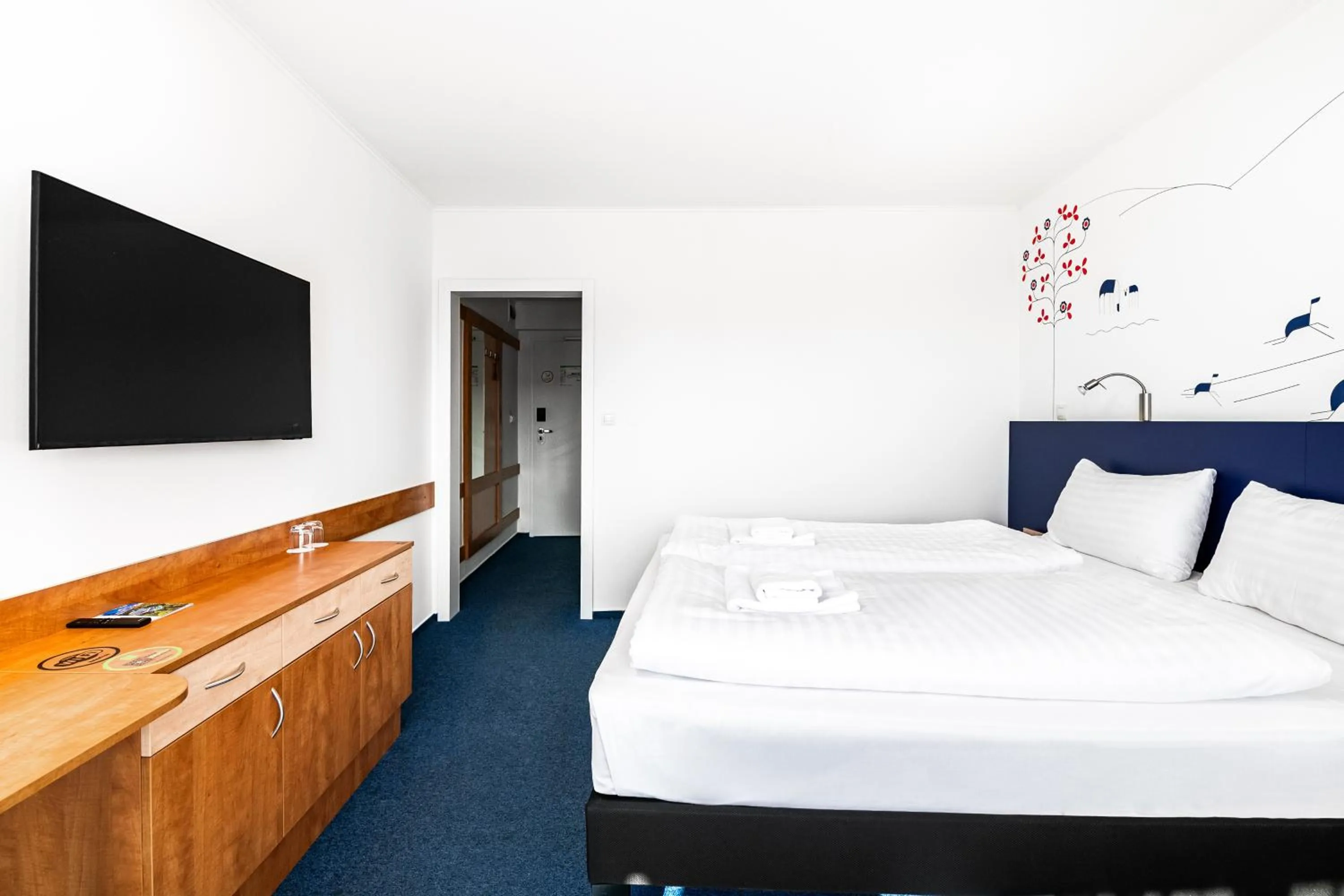 Communal lounge/ TV room, Bed in ibis Styles Relax Roznov pod Radhostem