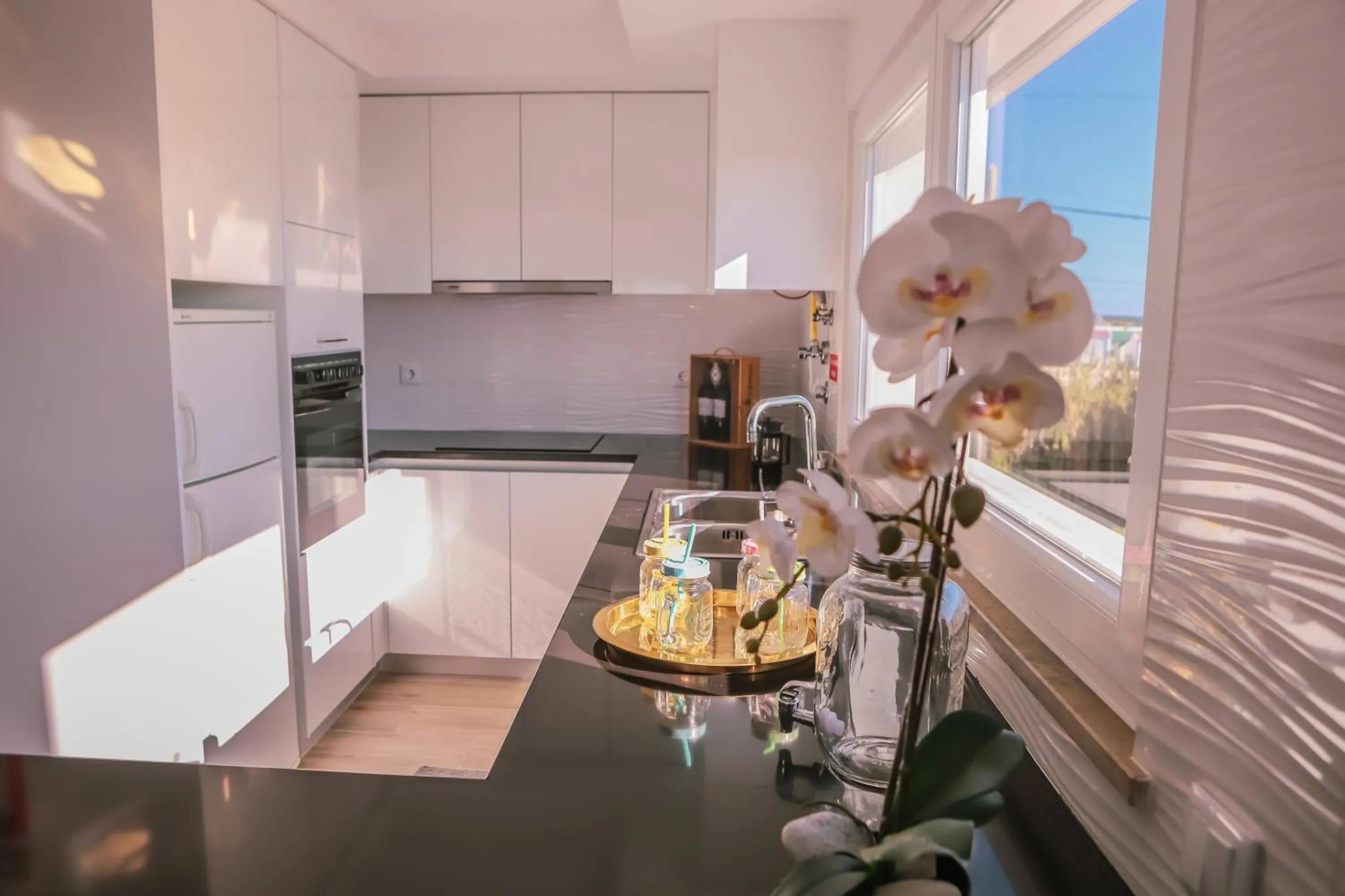 Kitchen or kitchenette in Marlin House II