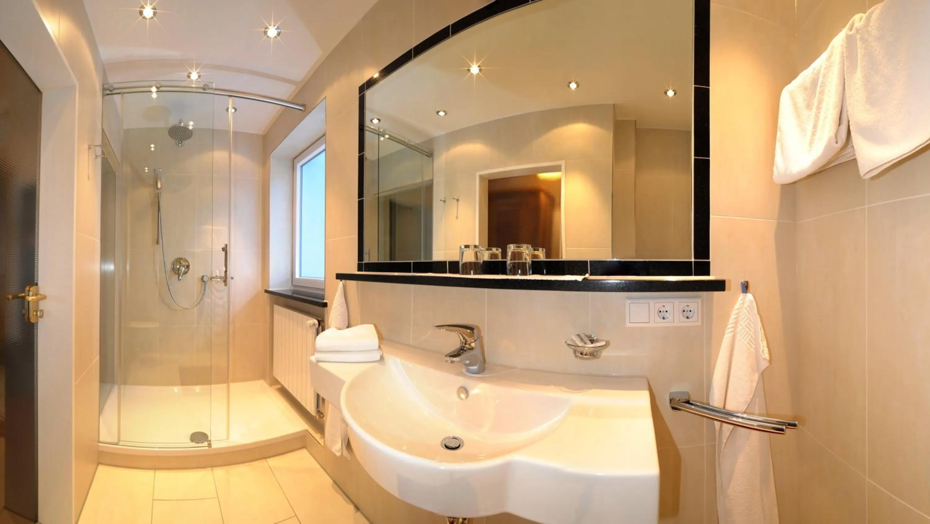 Bathroom in Kurhotel Eichinger