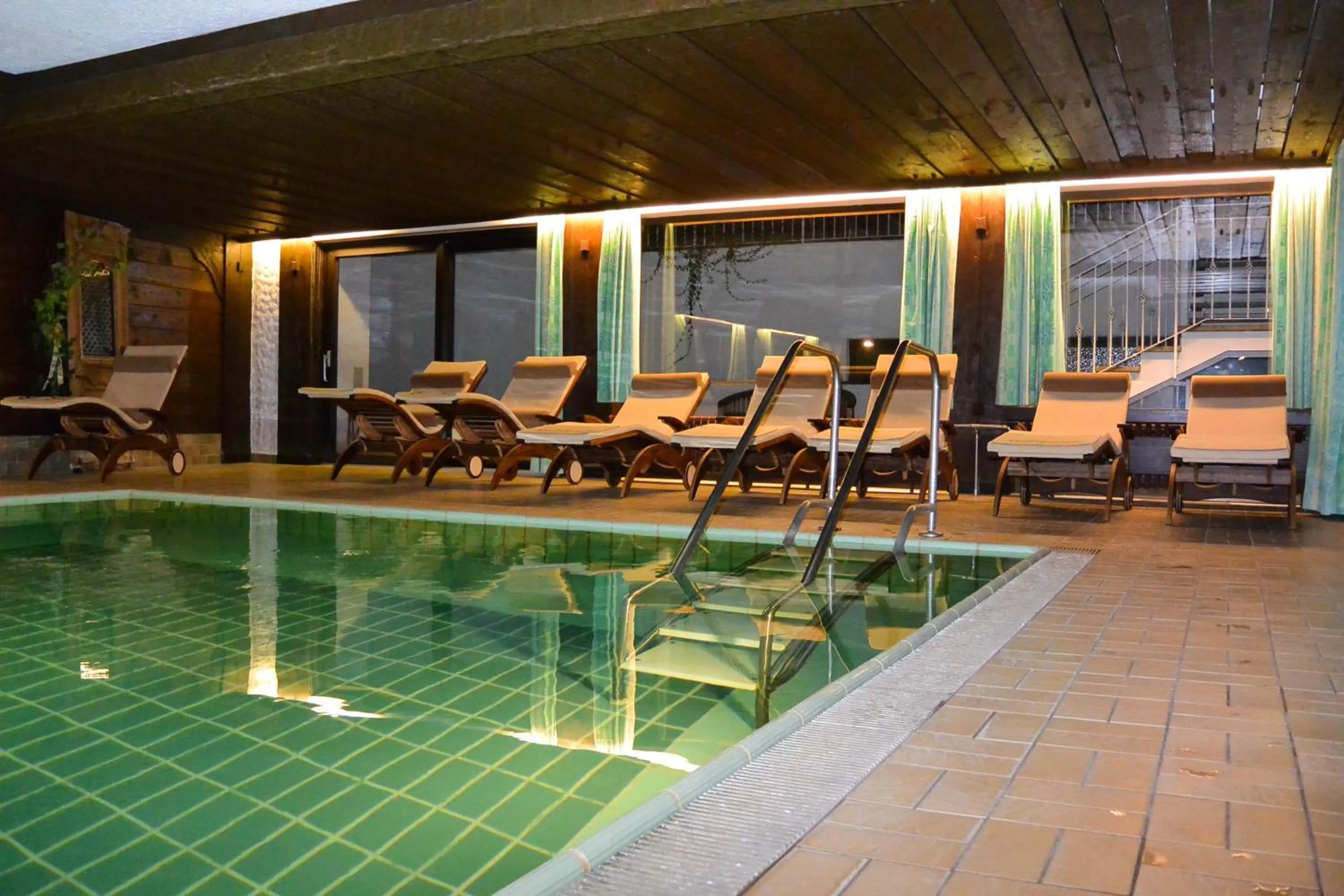 Swimming pool in Kurhotel Eichinger