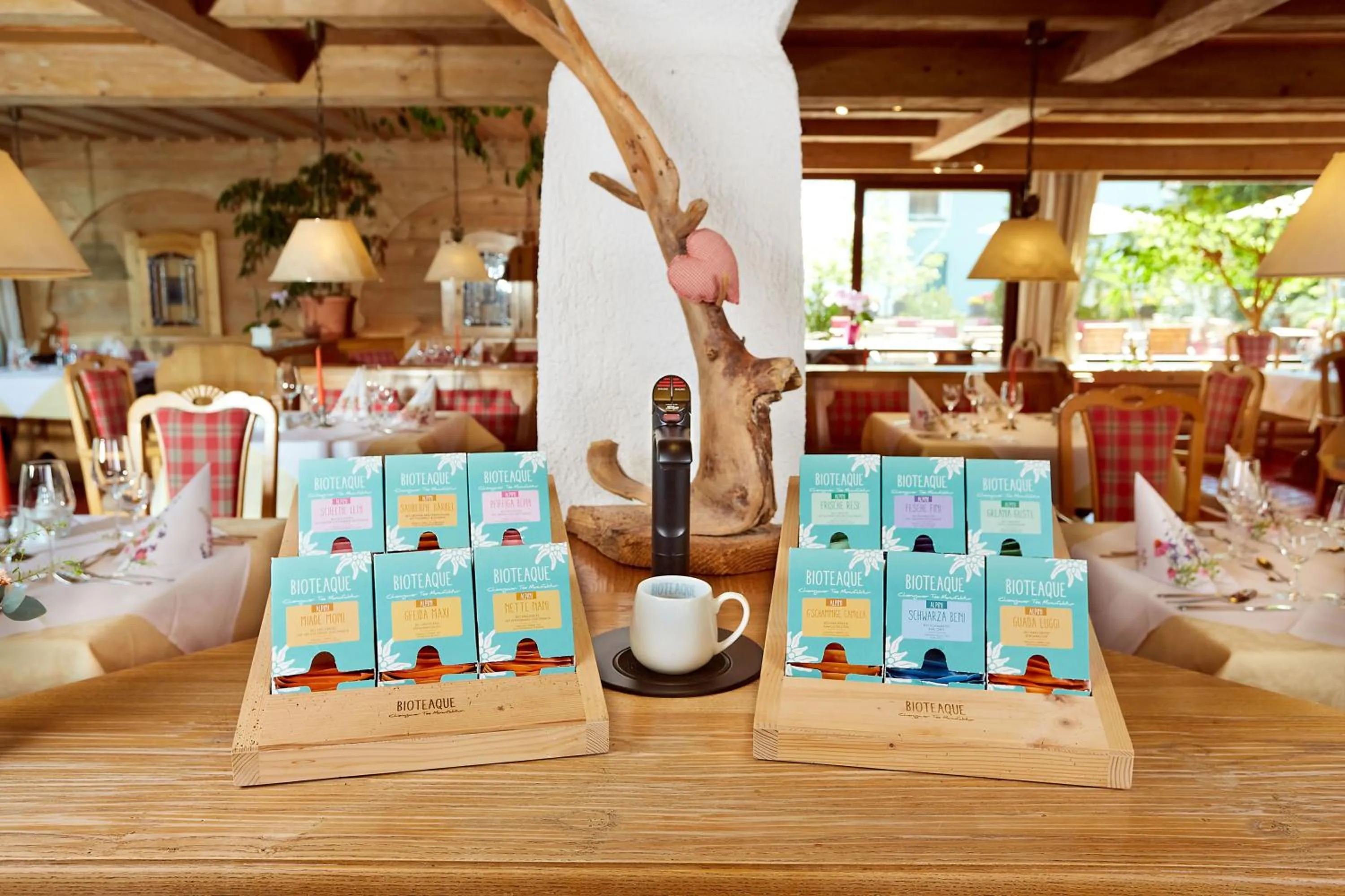 Buffet breakfast in Kurhotel Eichinger