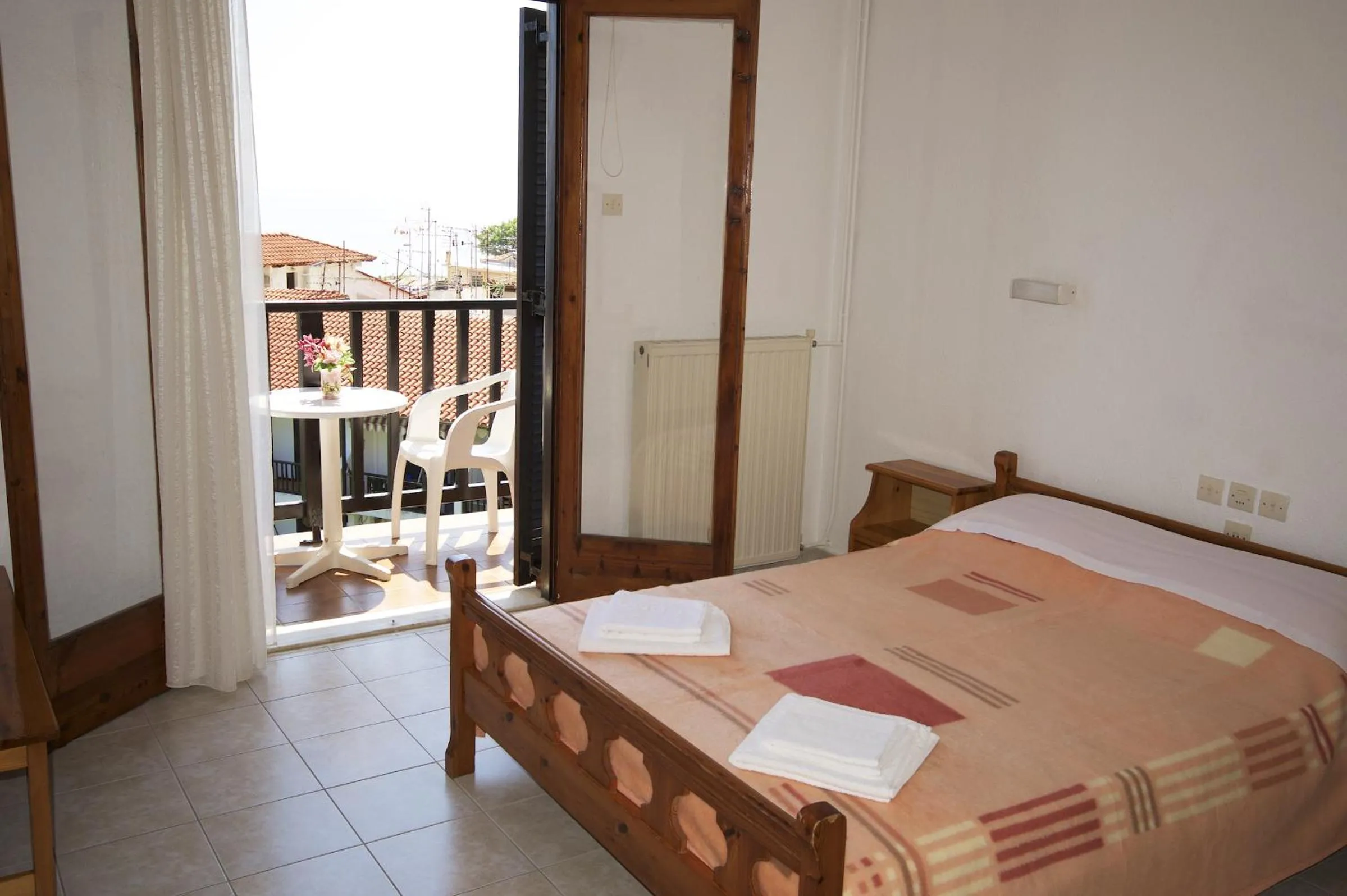 Standard Double Room in Hotel Sevilli