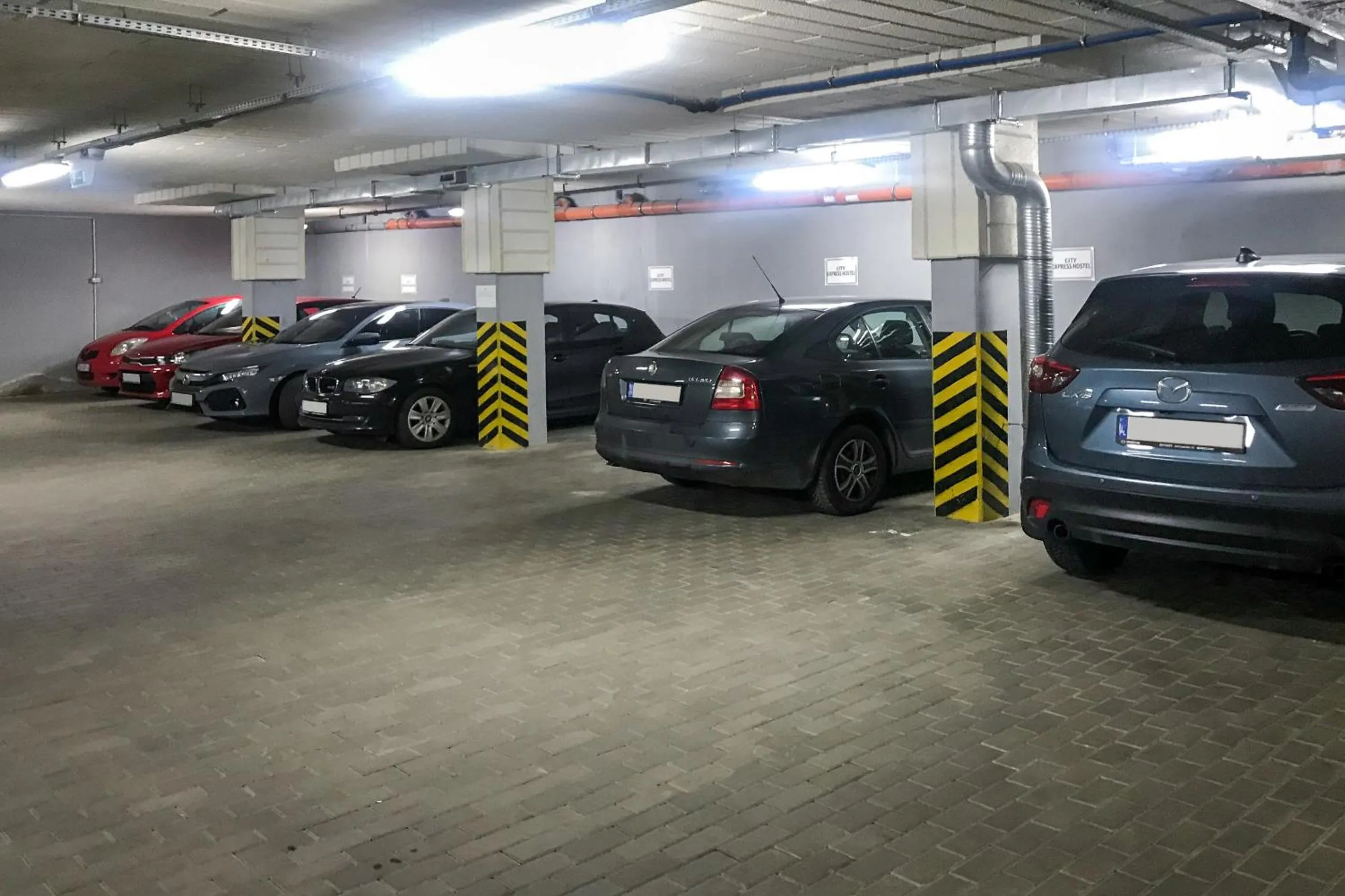 Parking in City Express Hostel