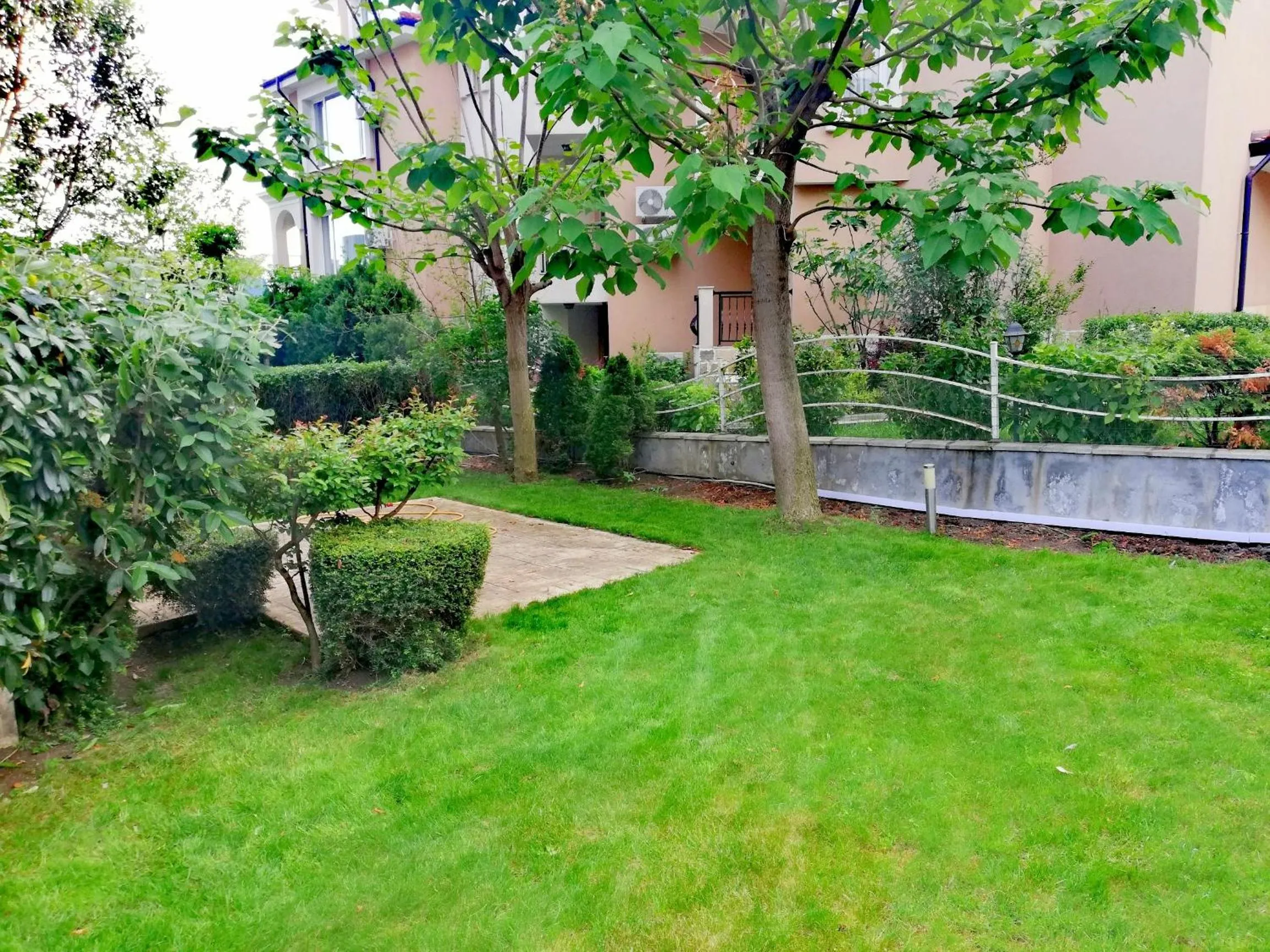 Patio in Sineva Del Sol Apartments