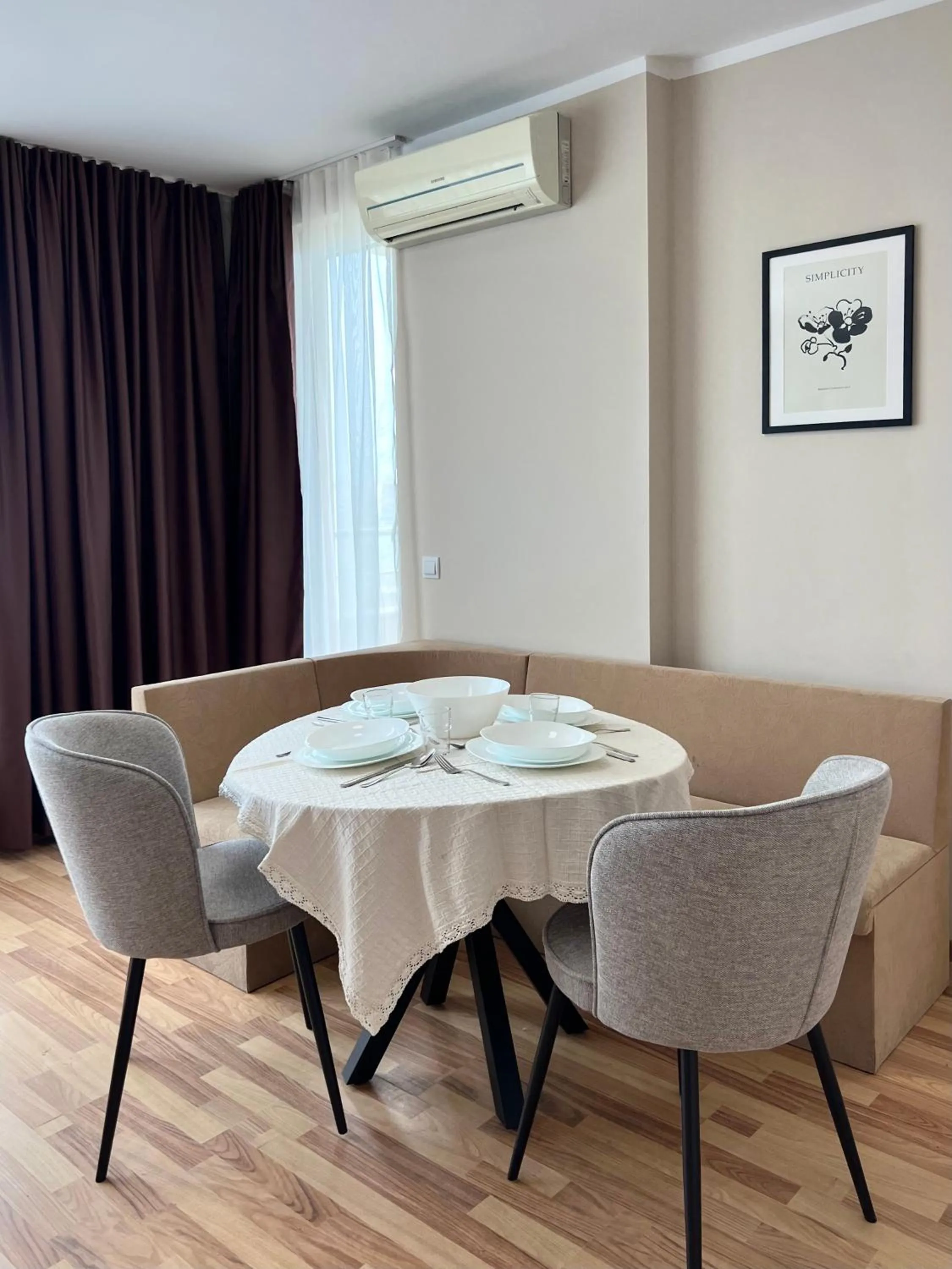 Living room in Sineva Del Sol Apartments