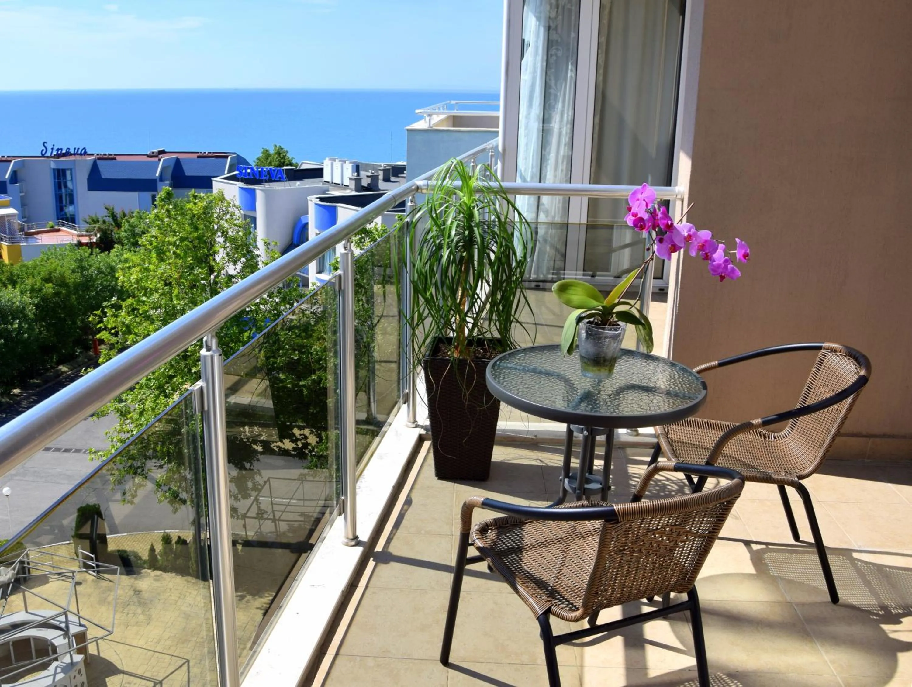 Balcony/Terrace in Sineva Del Sol Apartments