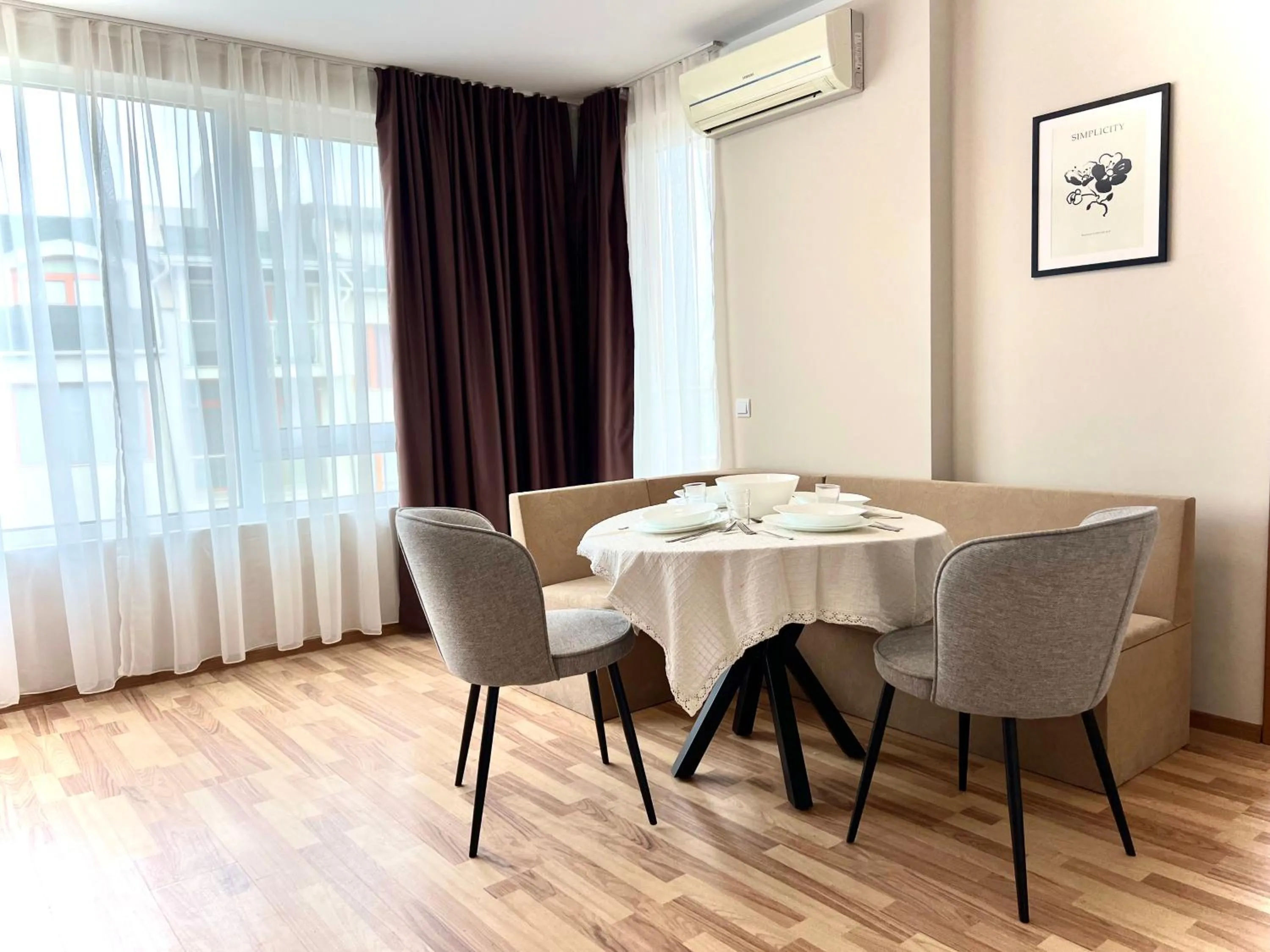 Living room in Sineva Del Sol Apartments