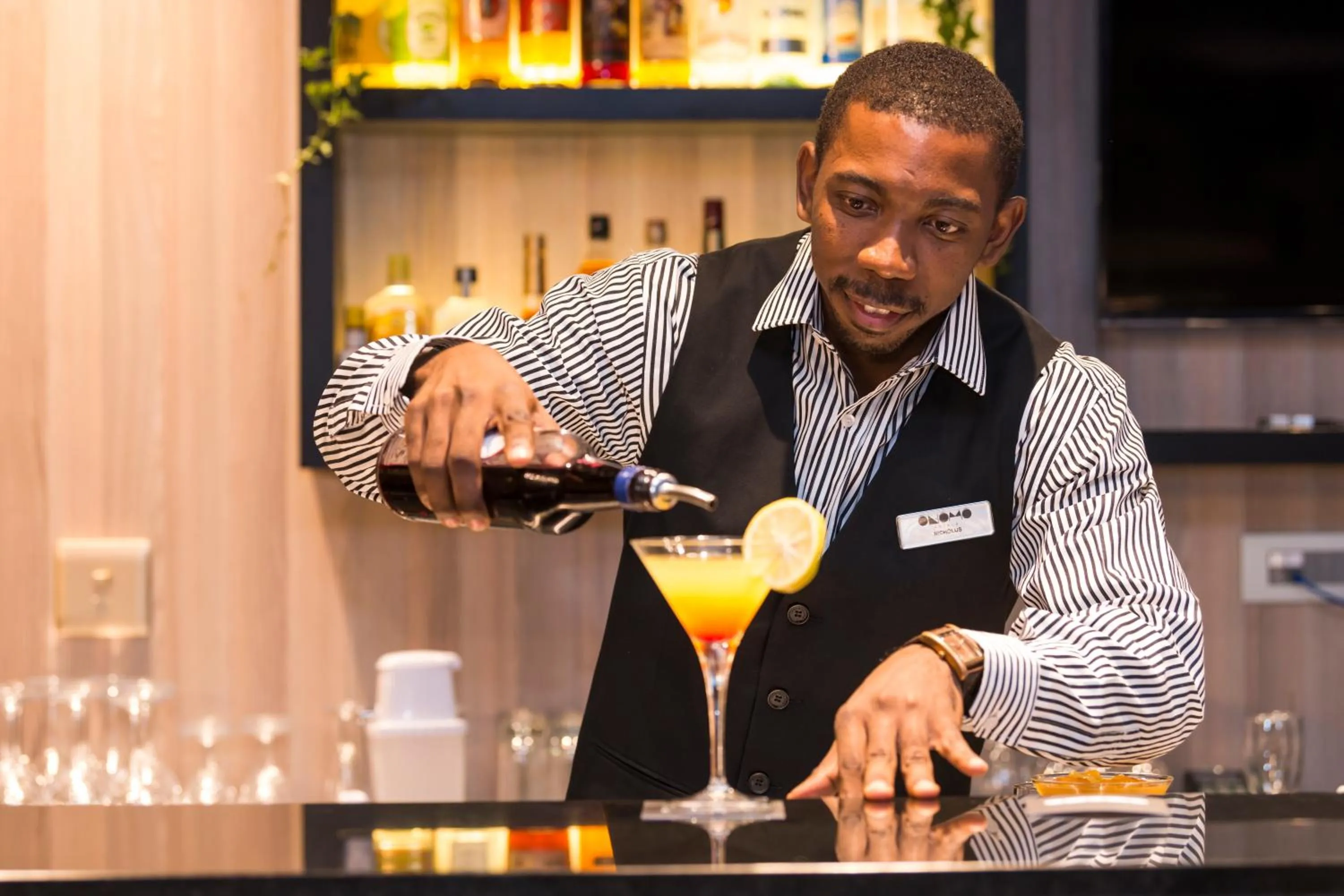 Lounge or bar in ONOMO Hotel Durban