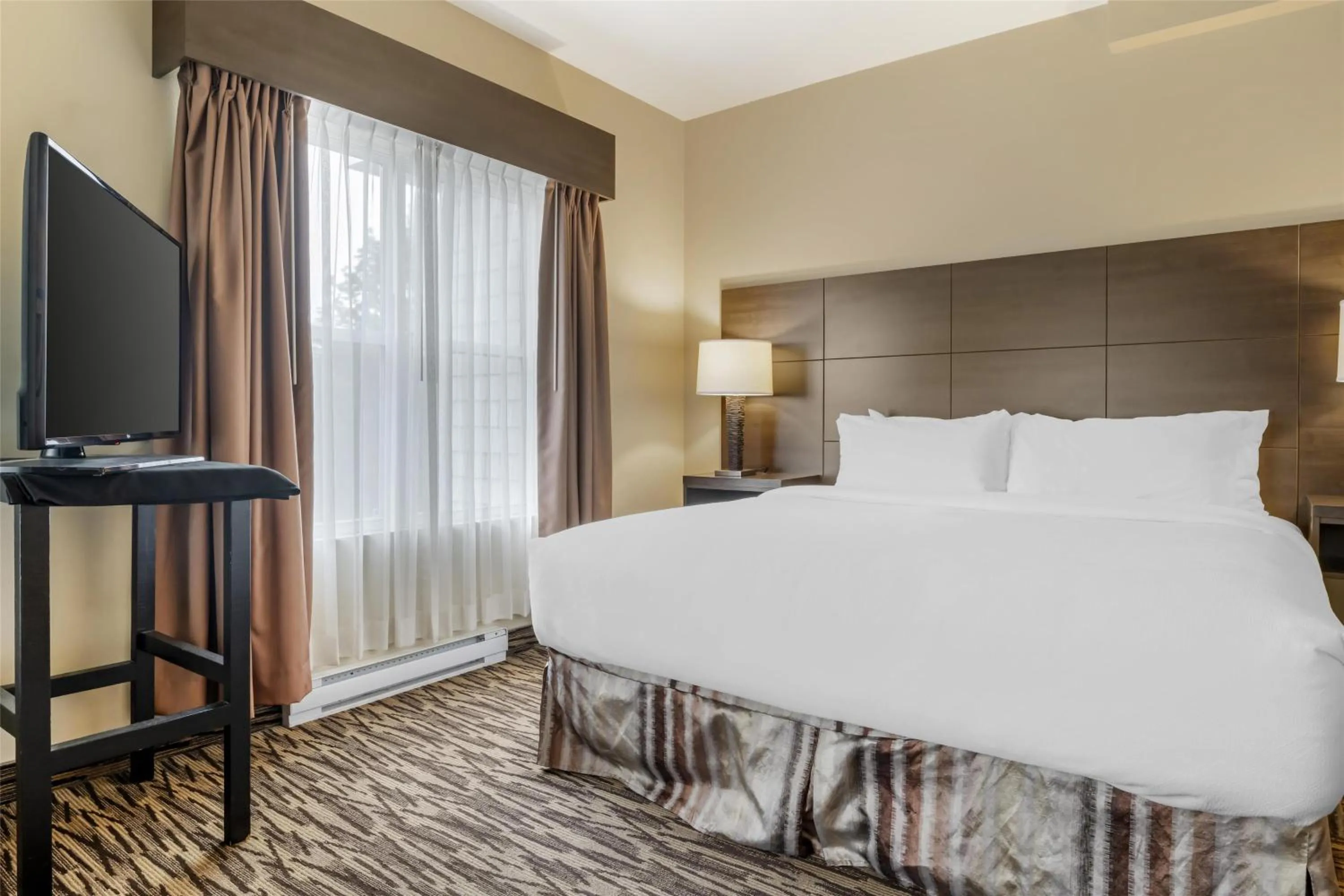 Bedroom, Bed in Best Western Plus Bridgewater Hotel & Convention Centre