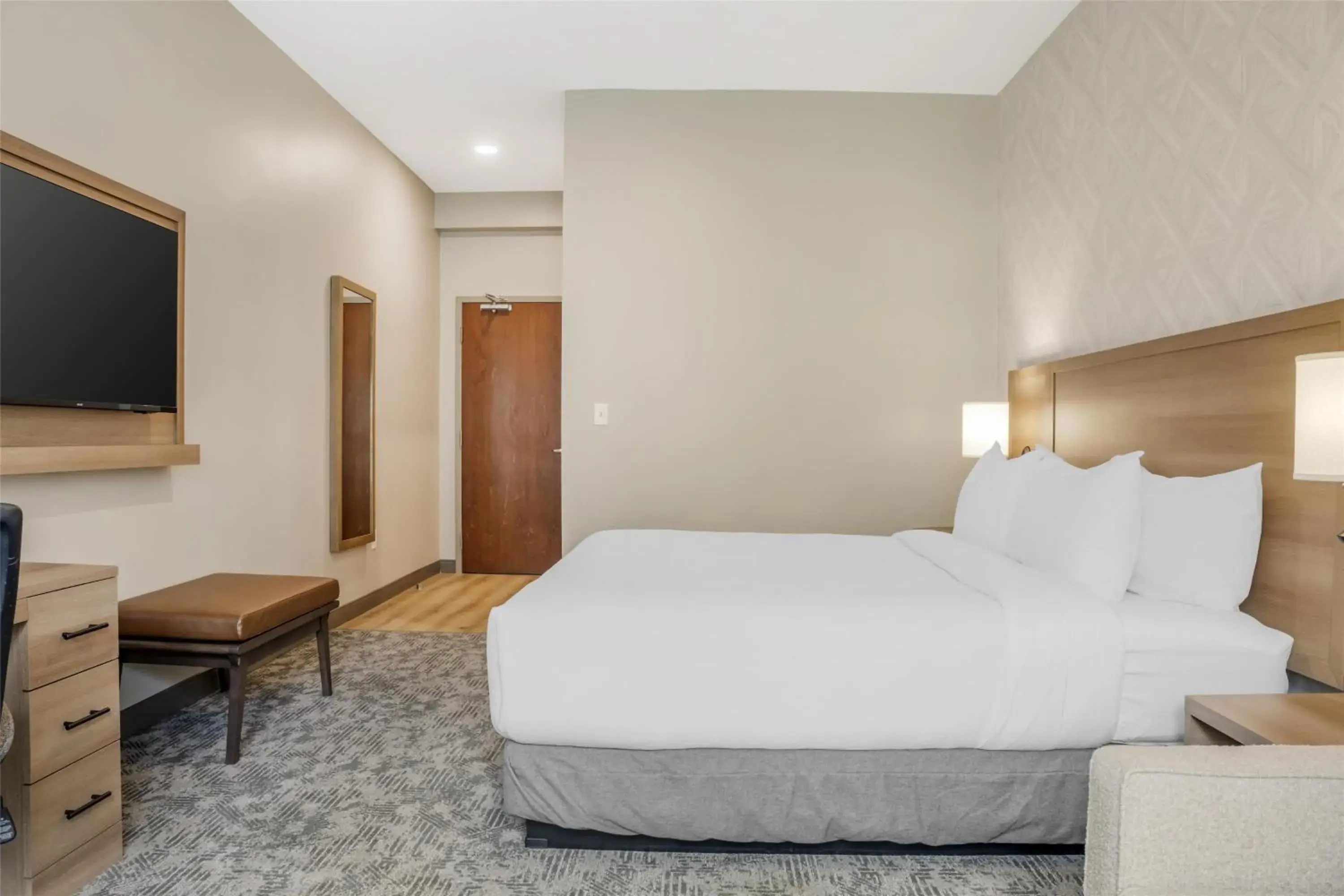 Bedroom, Bed in Best Western Plus Bridgewater Hotel & Convention Centre Bedroom, Bed in Best Western Plus Bridgewater Hotel & Convention Centre