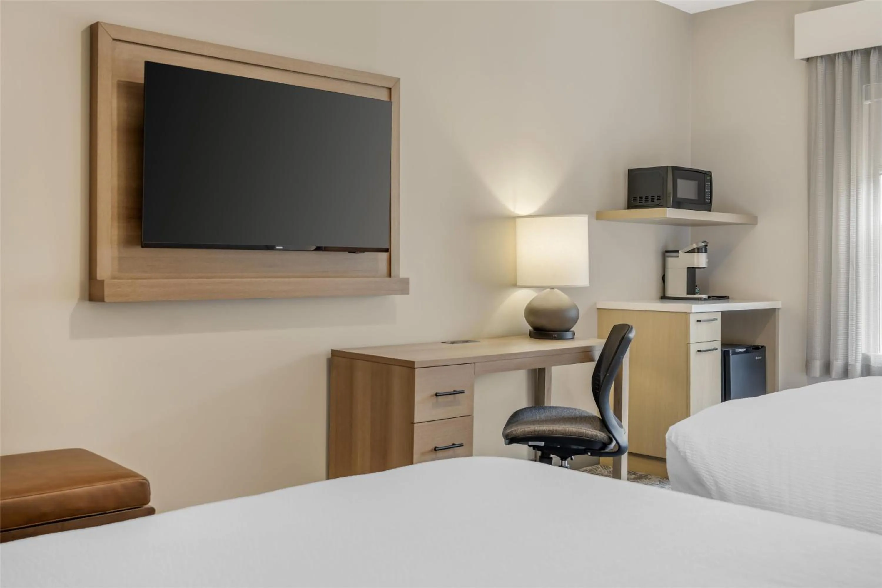 Bedroom, Bed in Best Western Plus Bridgewater Hotel & Convention Centre