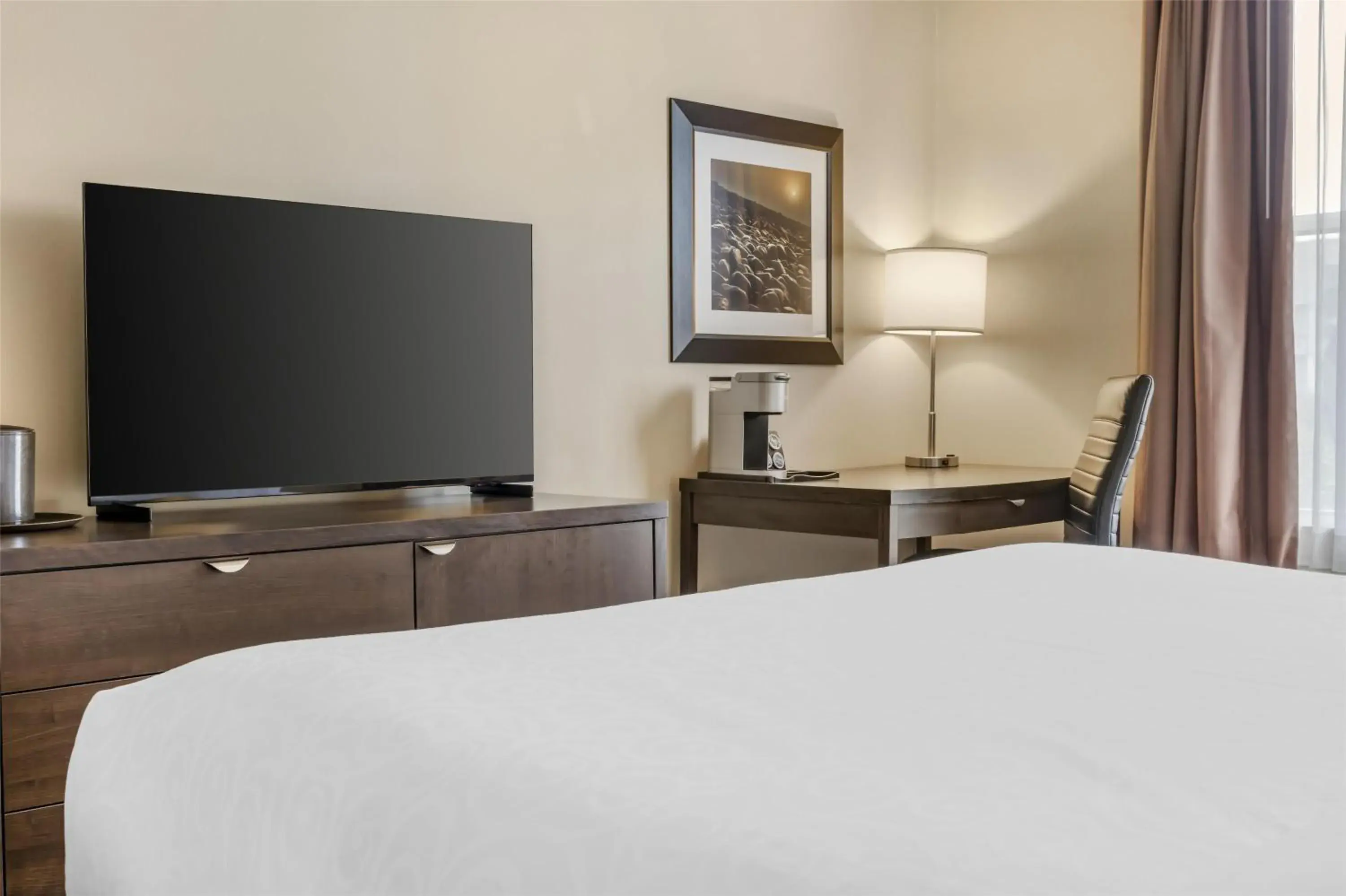 Bedroom, Bed in Best Western Plus Bridgewater Hotel & Convention Centre Bedroom, Bed in Best Western Plus Bridgewater Hotel & Convention Centre