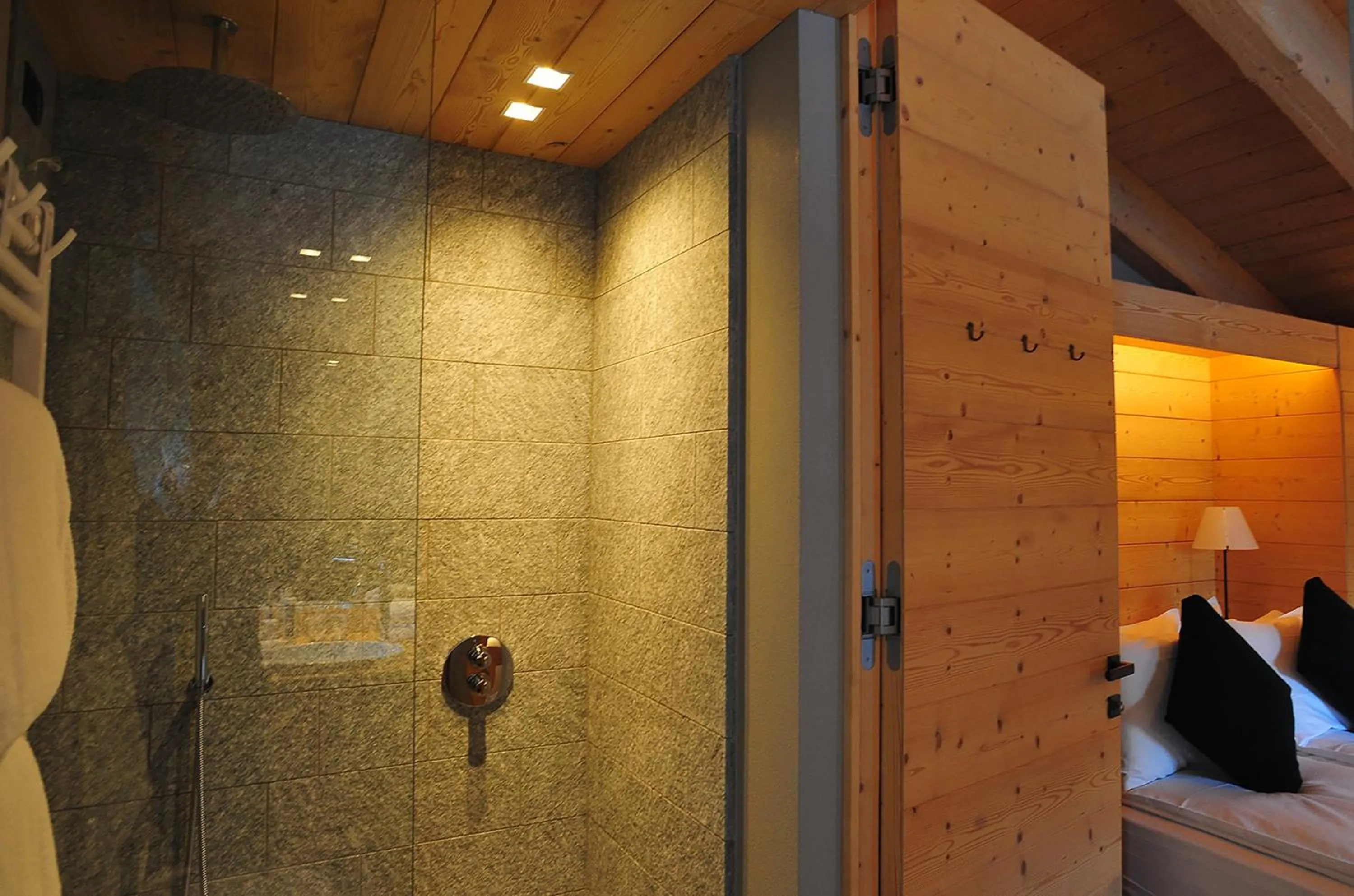 Shower in Alpi & Golf Hotel