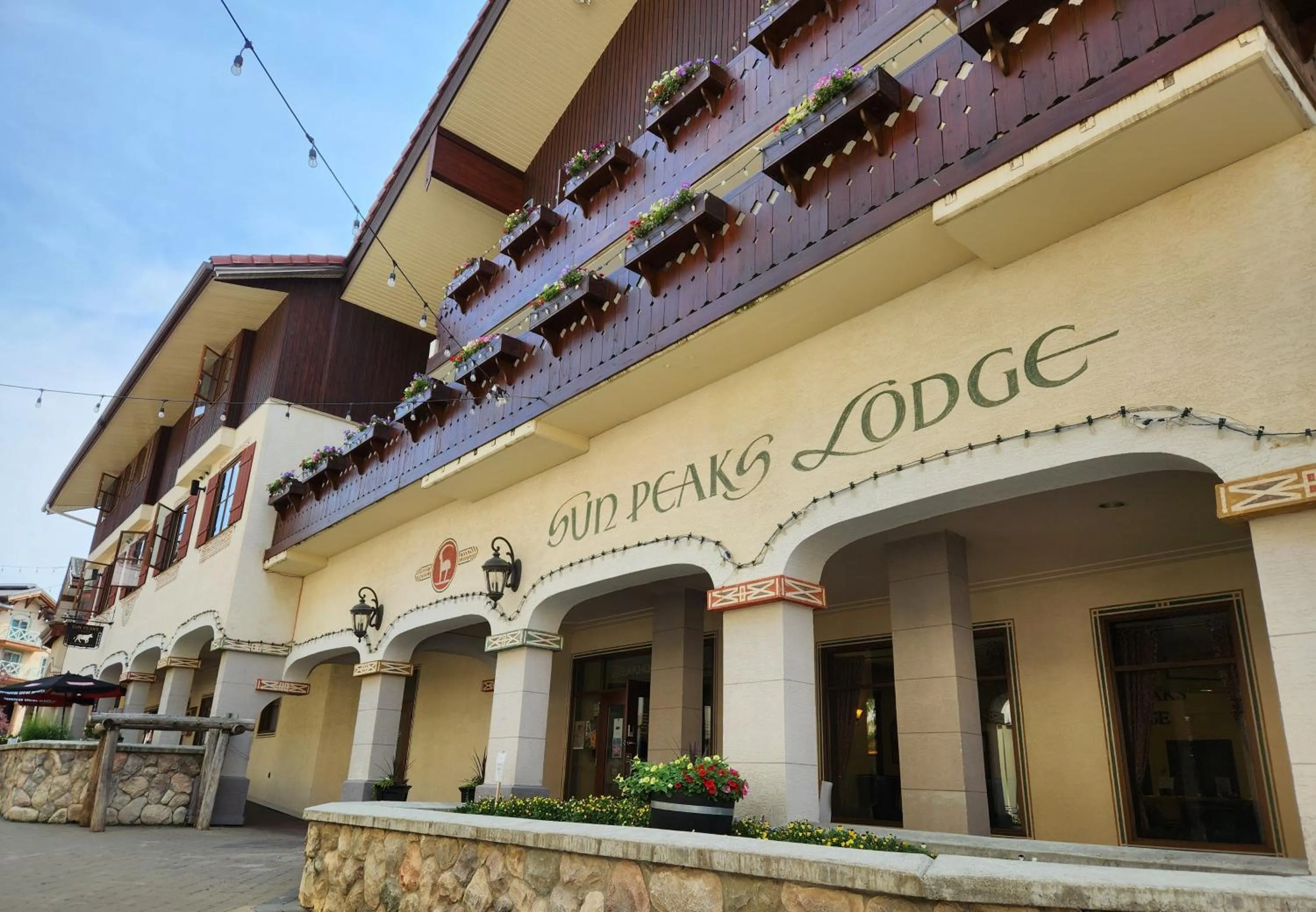 Property building in Sun Peaks Lodge