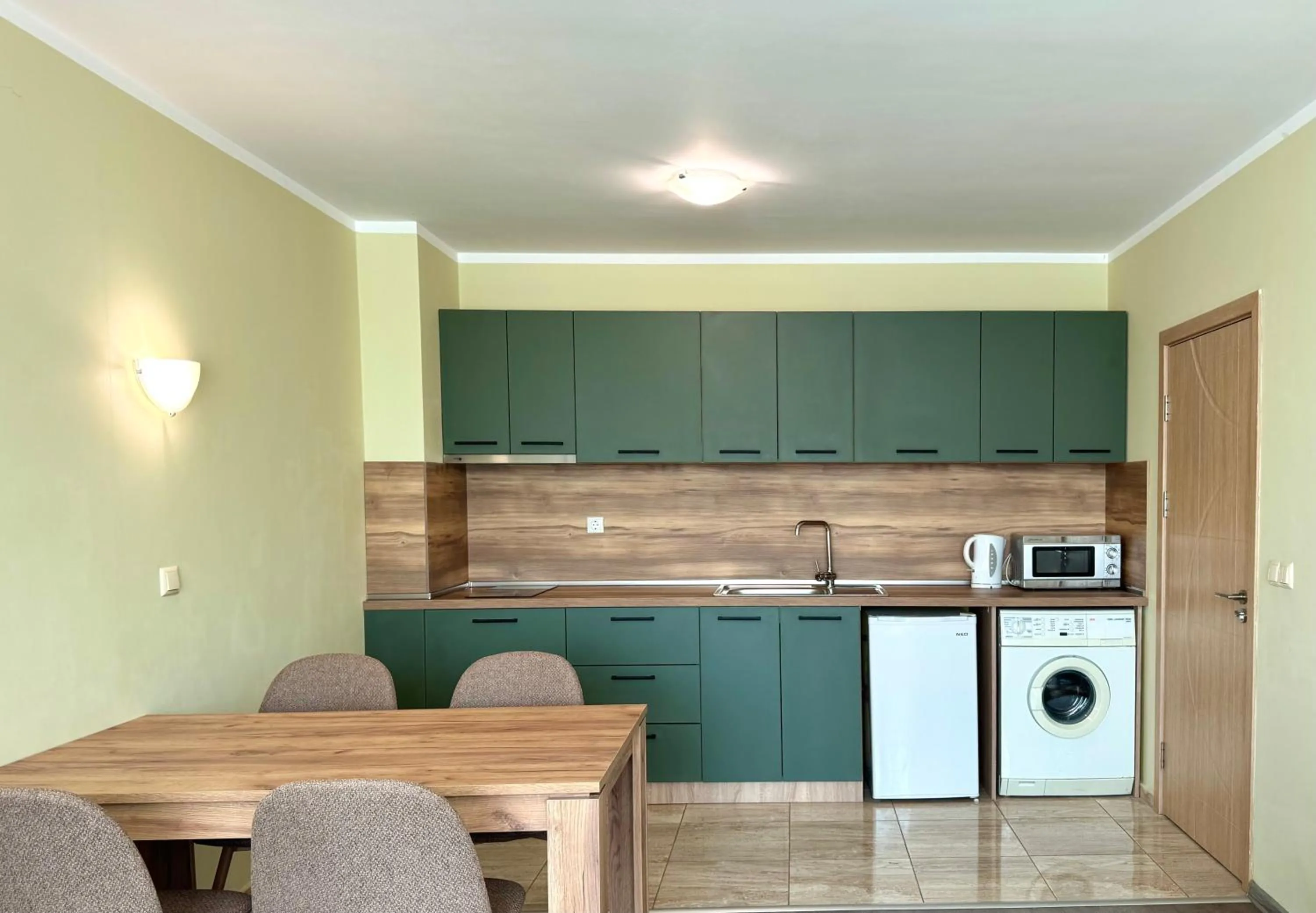 Kitchen or kitchenette in Evi Apartments 2
