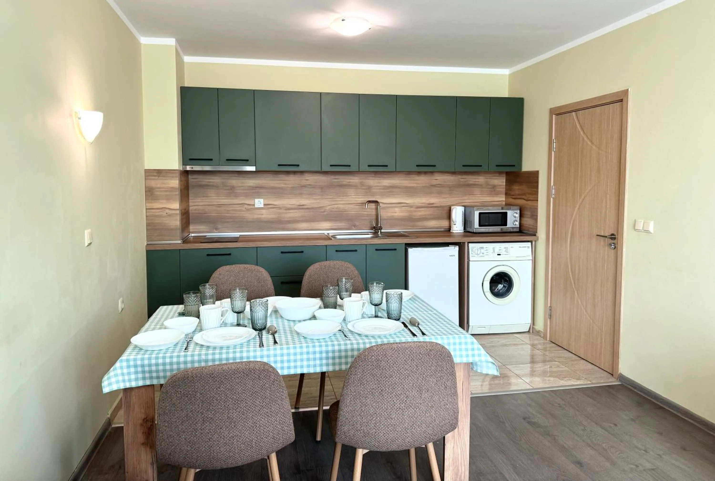 Kitchen or kitchenette in Evi Apartments 2