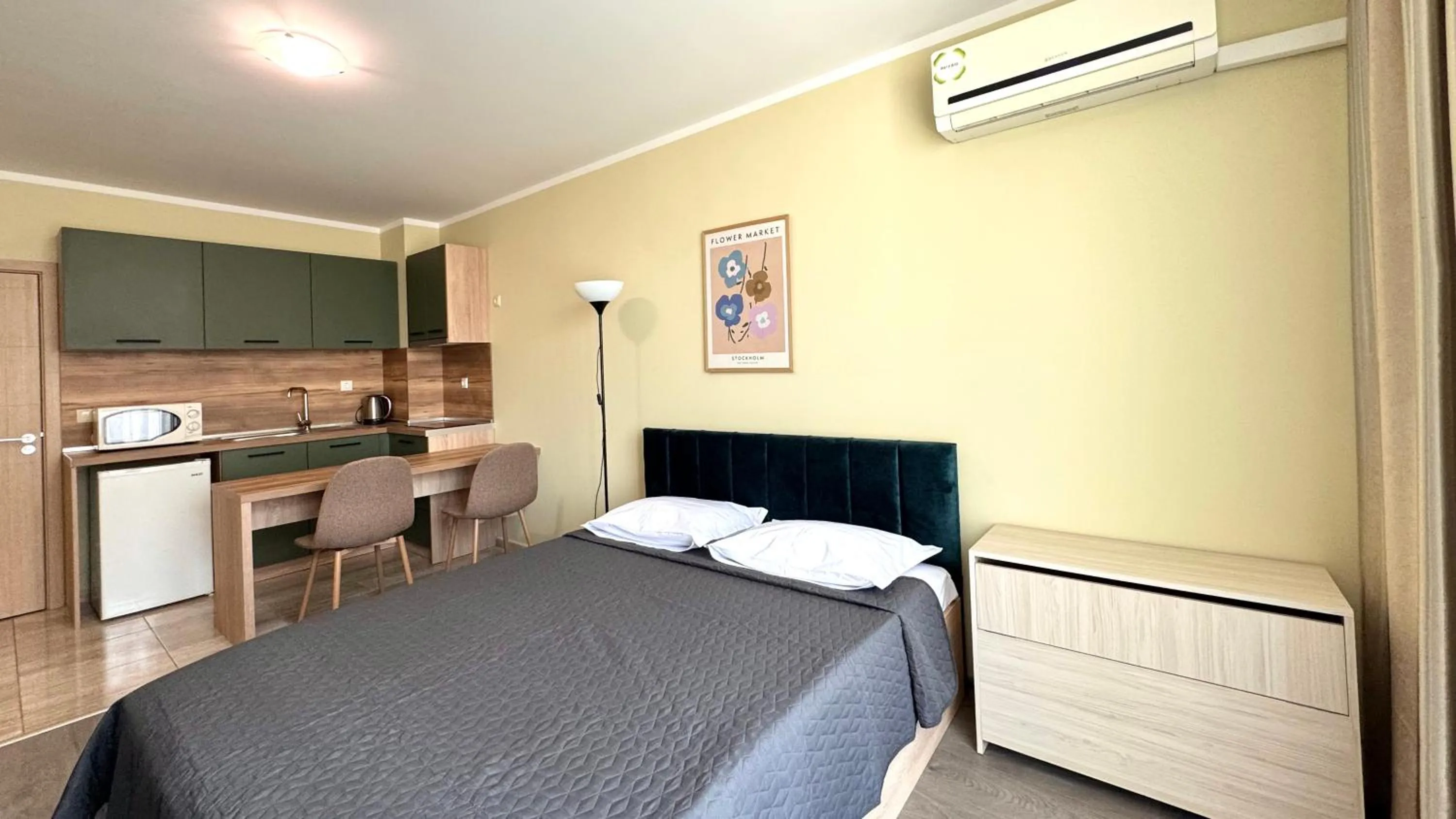 Bed in Evi Apartments 2