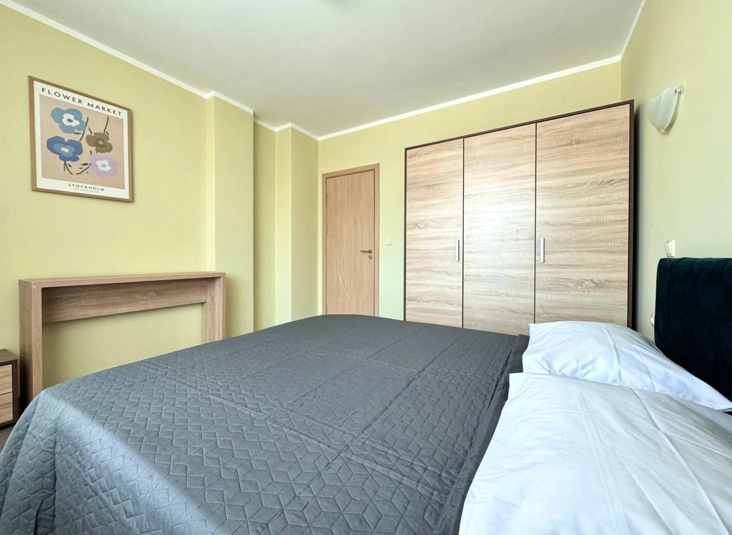 Bed in Evi Apartments 2