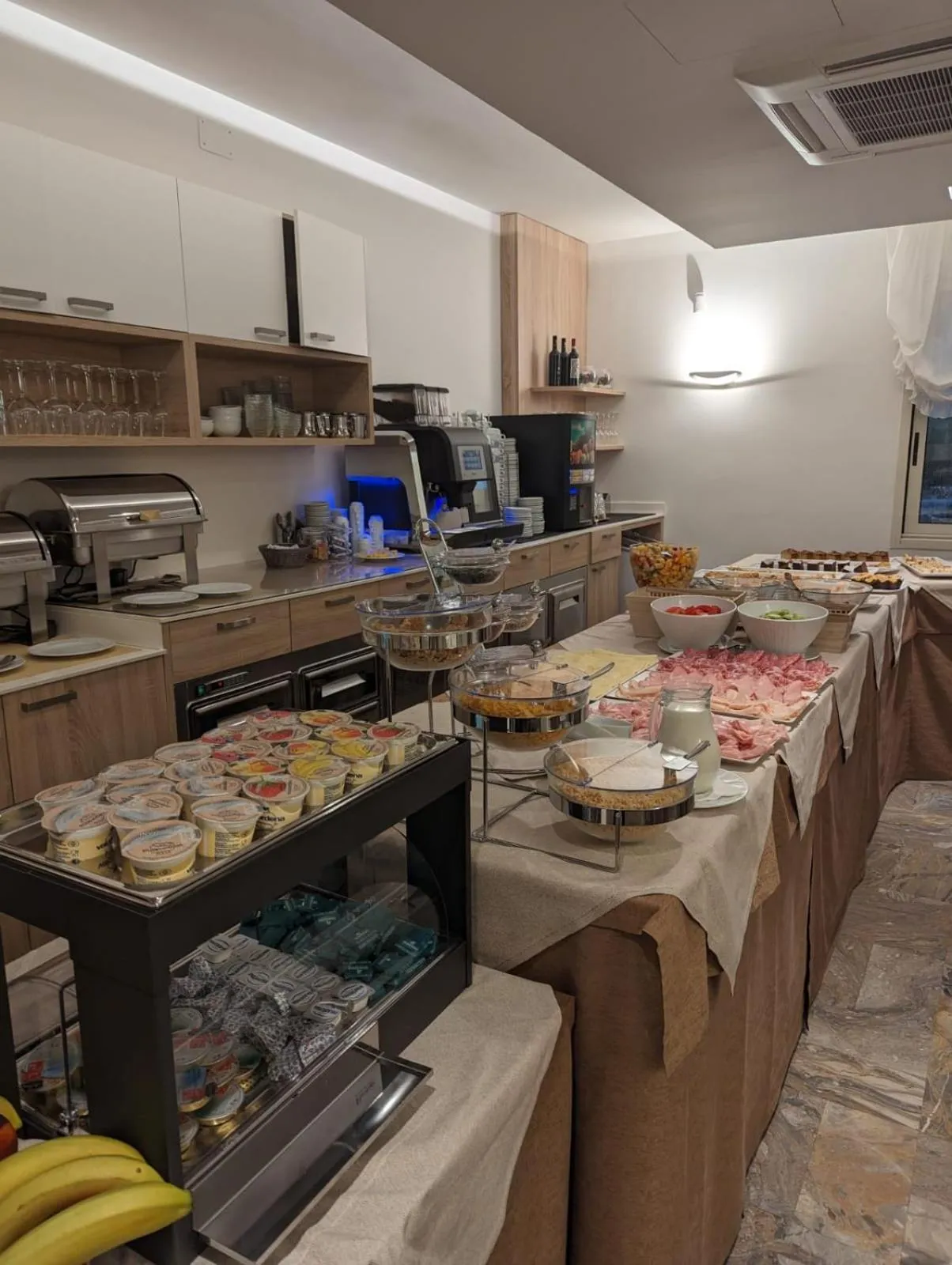 Breakfast in Hotel Solemare - Frontemare - 3 Stelle Superior