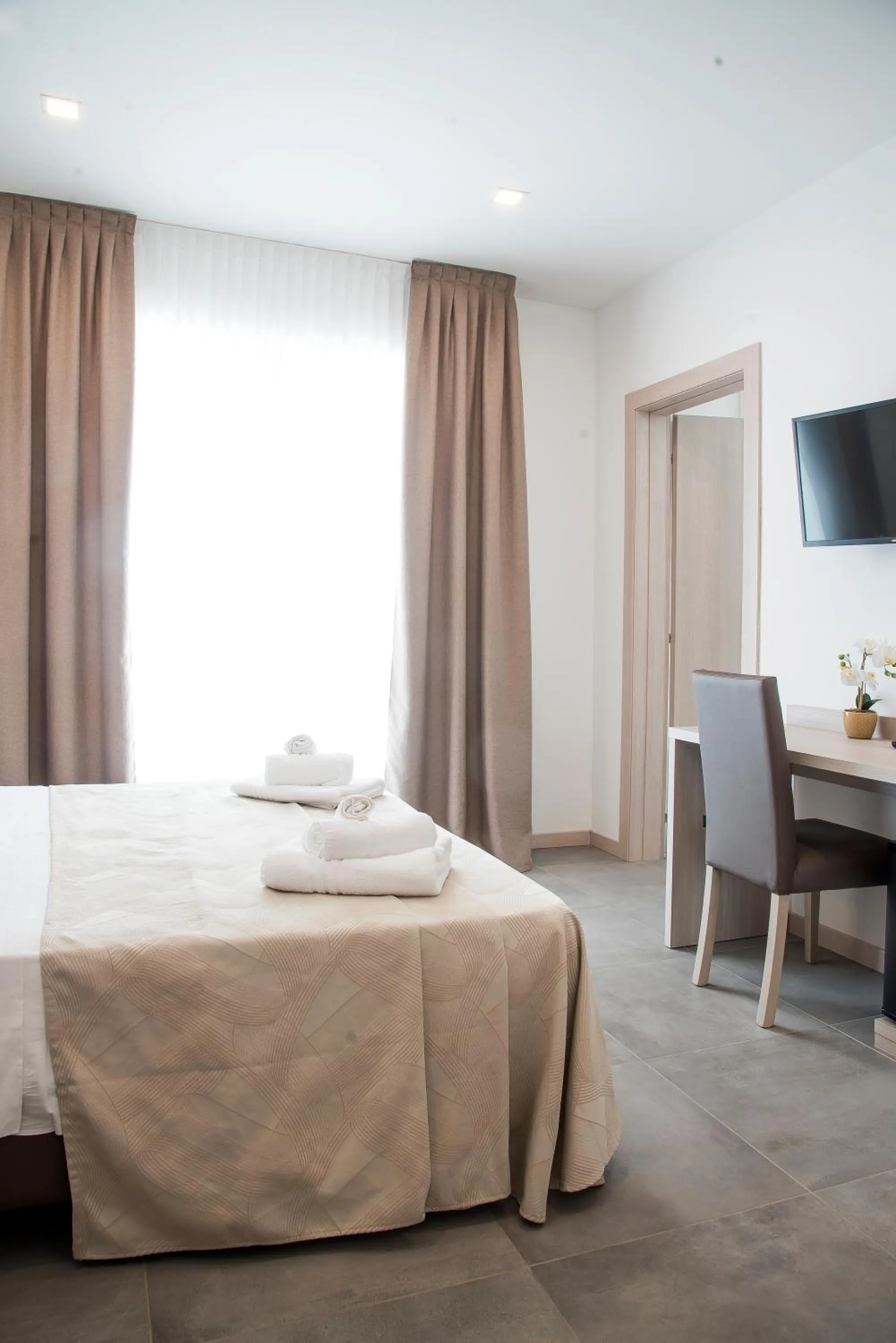 Bed in Hotel Solemare - Frontemare - 3 Stelle Superior