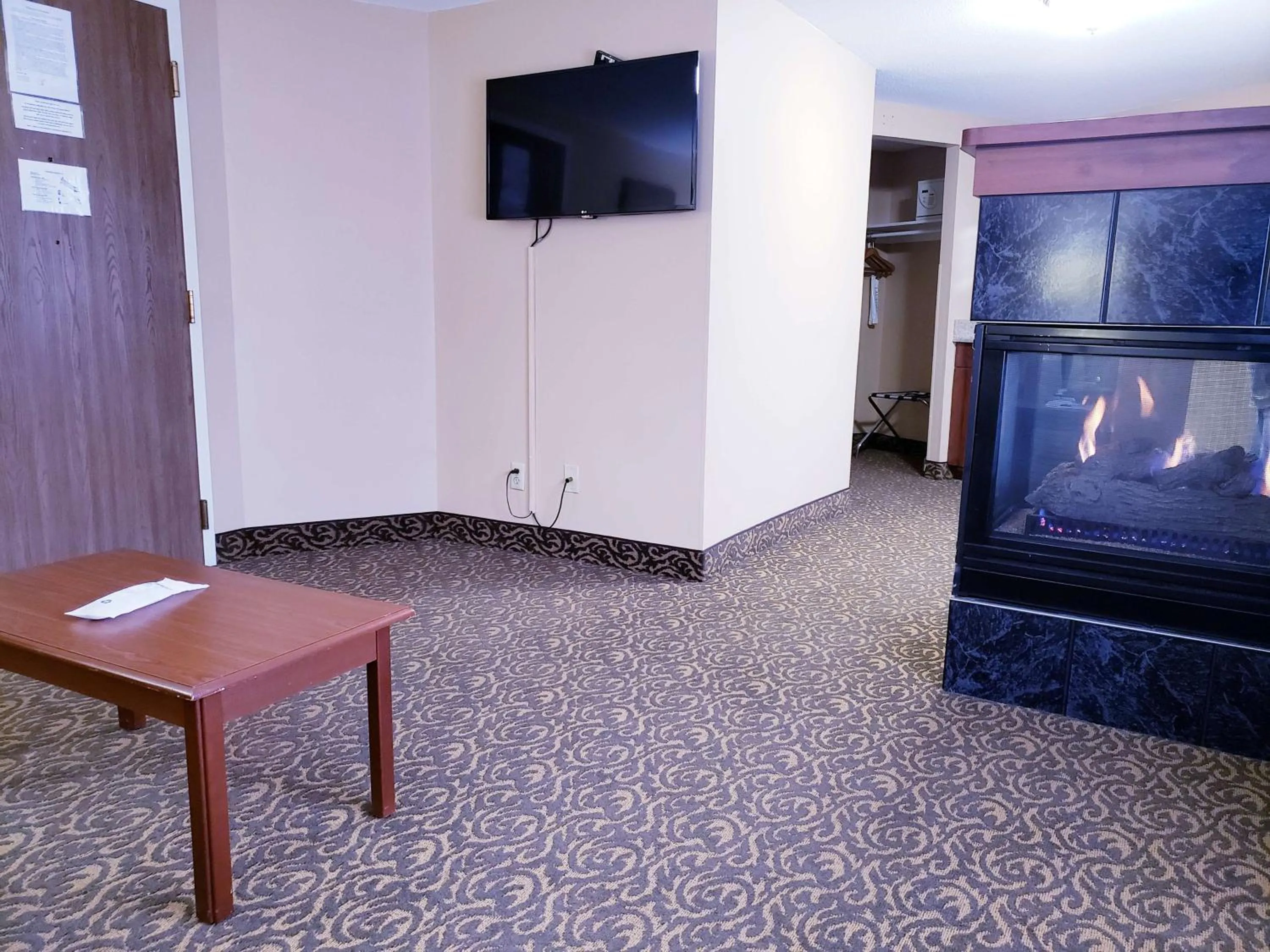 Photo of the whole room in SureStay Plus Hotel by Best Western Black River Falls
