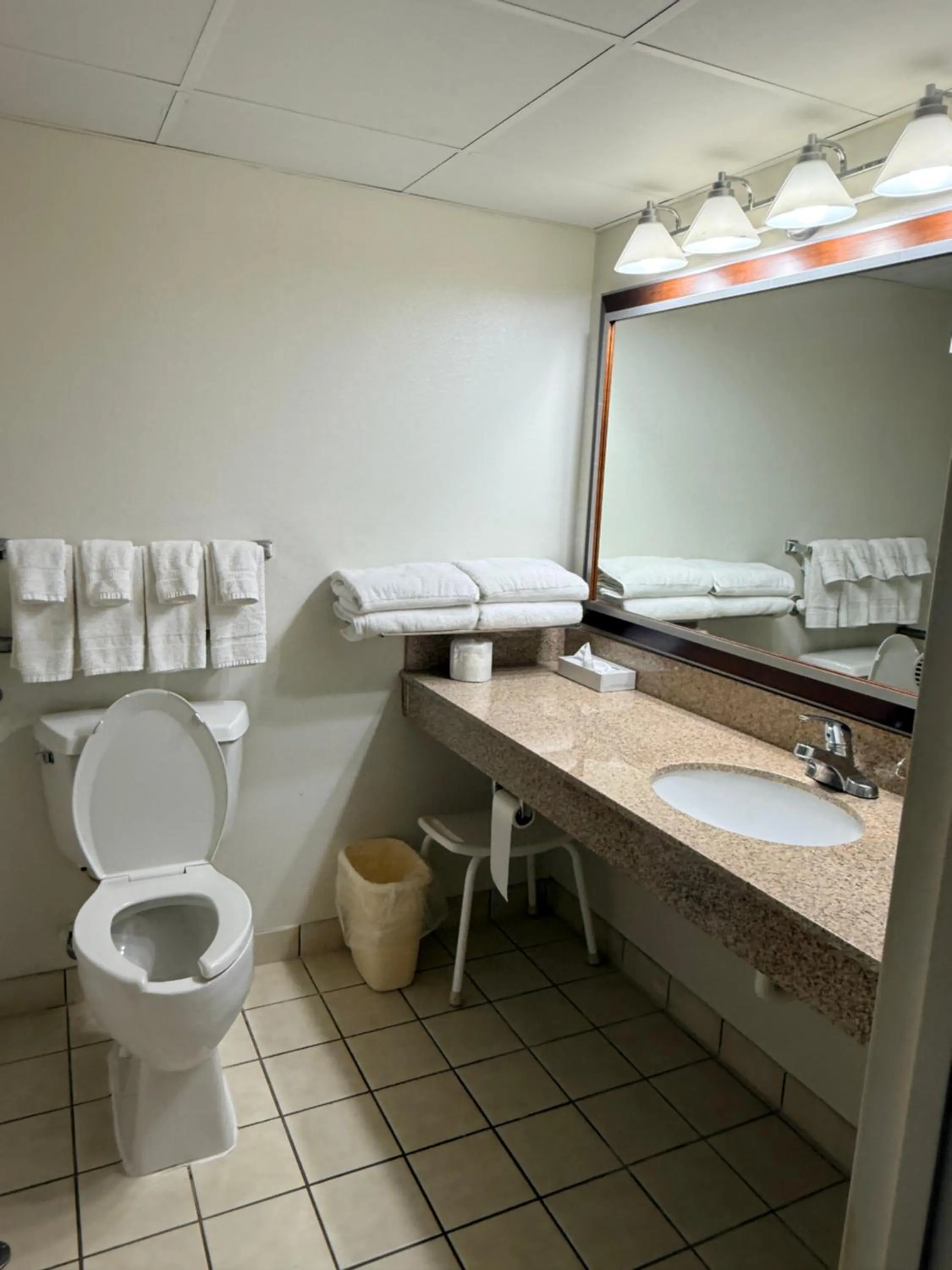 Quality Inn & Suites Black River Falls I-94