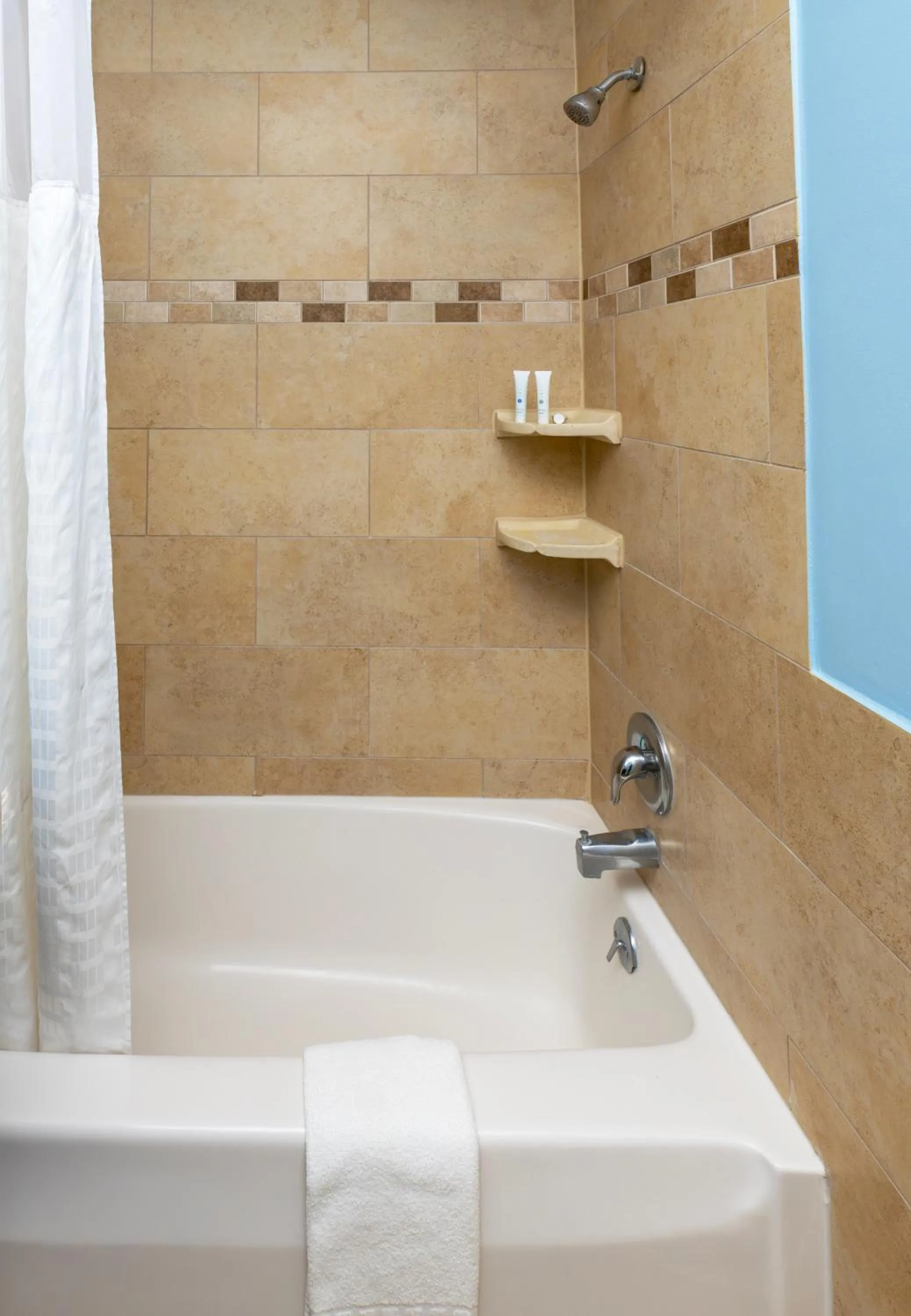 Bathroom in Commander Beach House Hotel