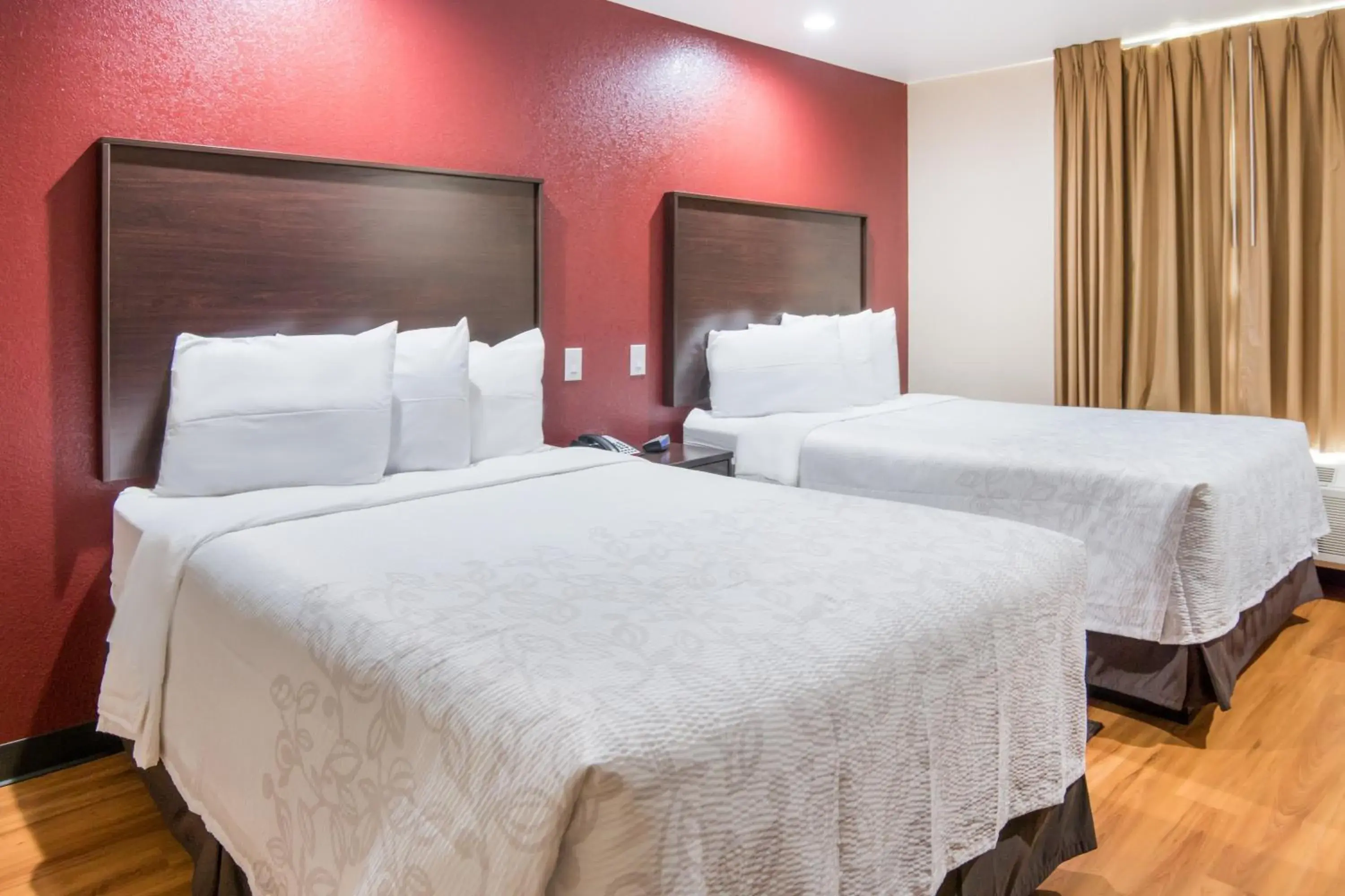 Premium Double Room with Two Double Beds Smoke-Free in Red Roof Inn PLUS+ Fort Worth - Burleson Premium Double Room with Two Double Beds Smoke-Free in Red Roof Inn PLUS+ Fort Worth - Burleson
