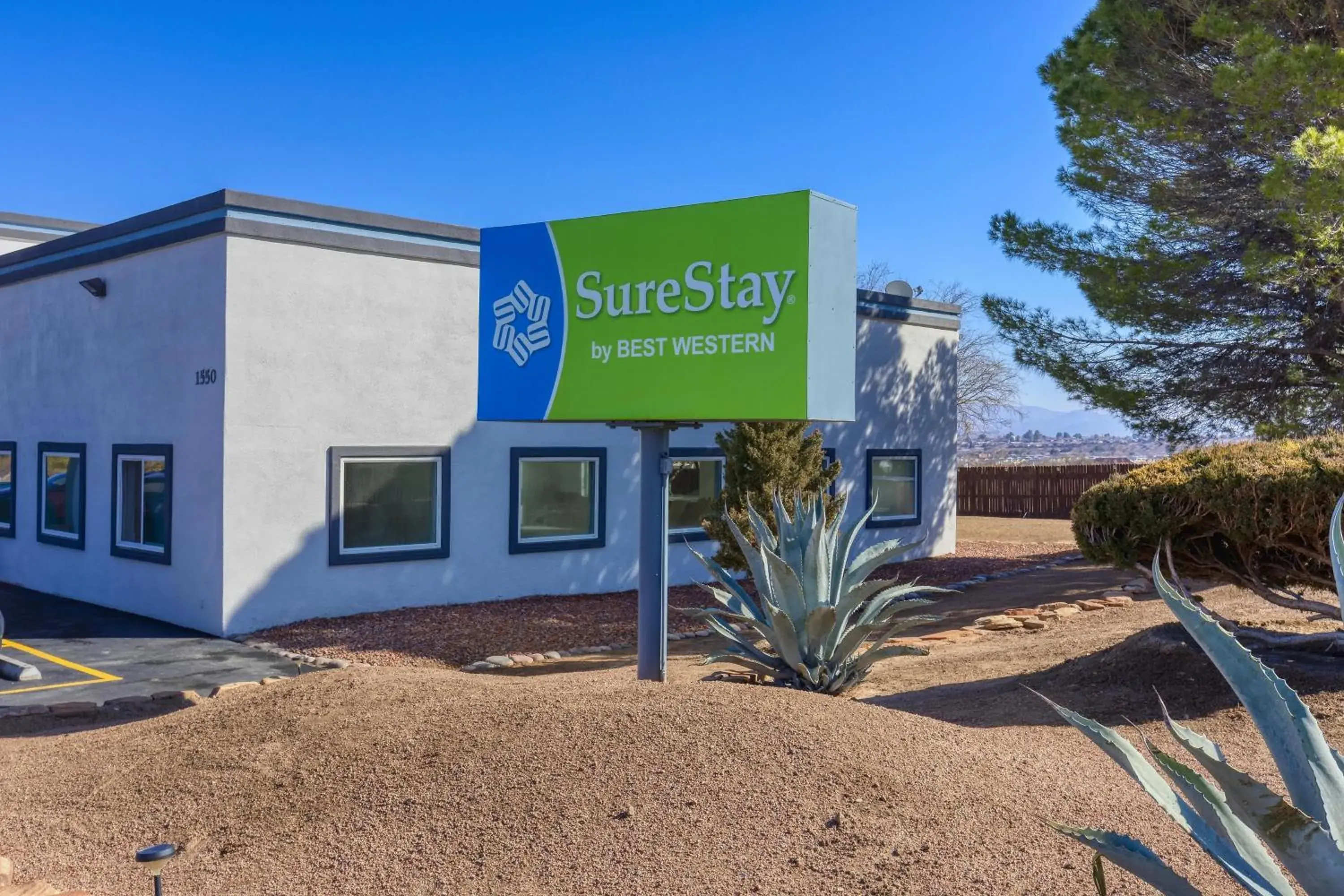 Property building in SureStay by Best Western Camp Verde Property building in SureStay by Best Western Camp Verde