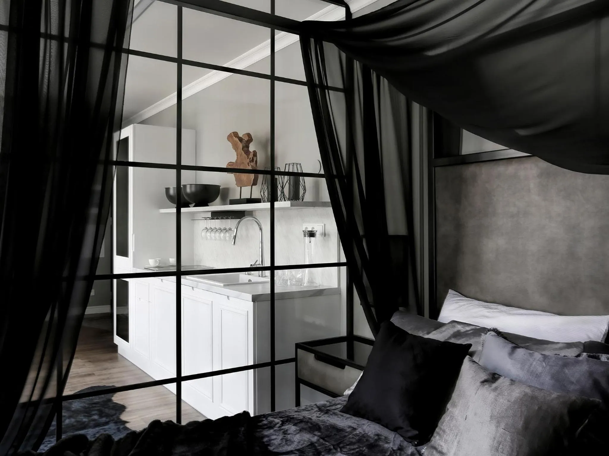 Bedroom, Bed in Sweet Suite