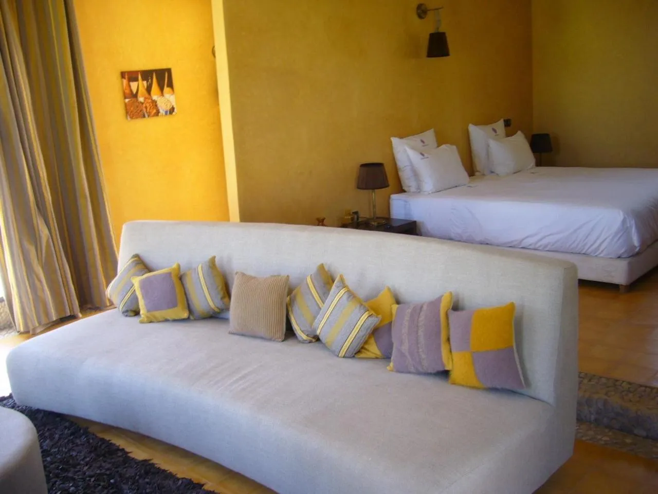 Photo of the whole room, Bed in O'Atlas