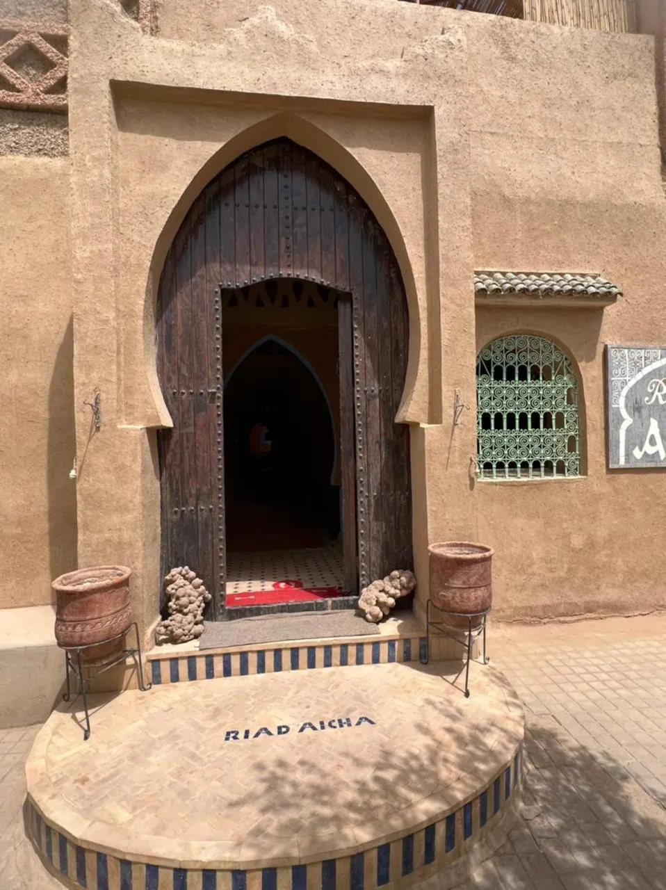 Property building in Riad Aicha & Camel Trekking