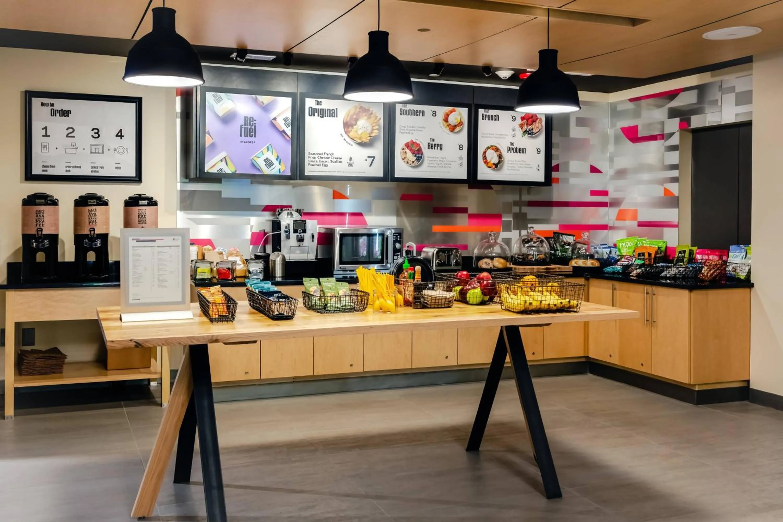 Restaurant/places to eat in Aloft Columbia Harbison