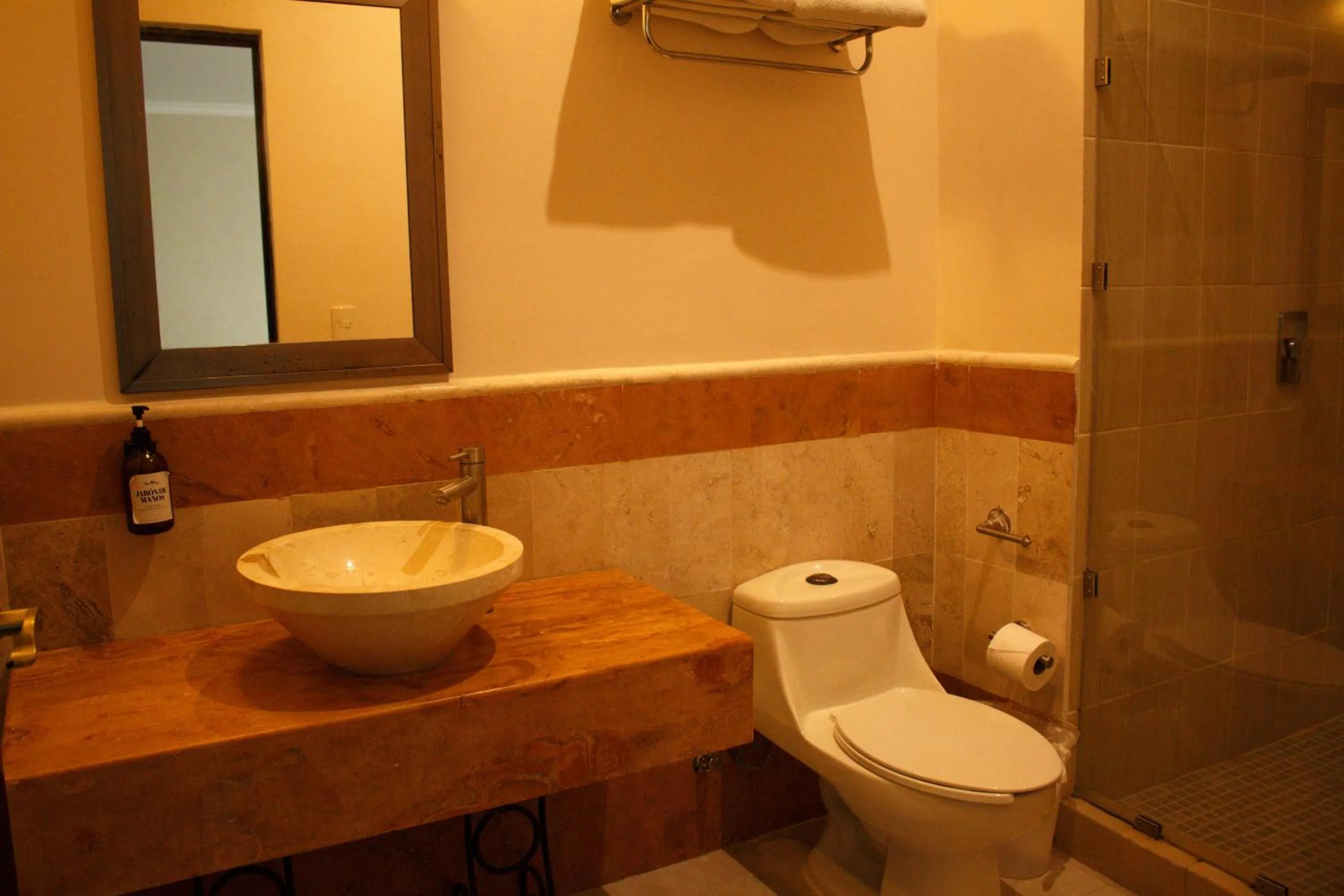Bathroom in Hotel Palacio Maya
