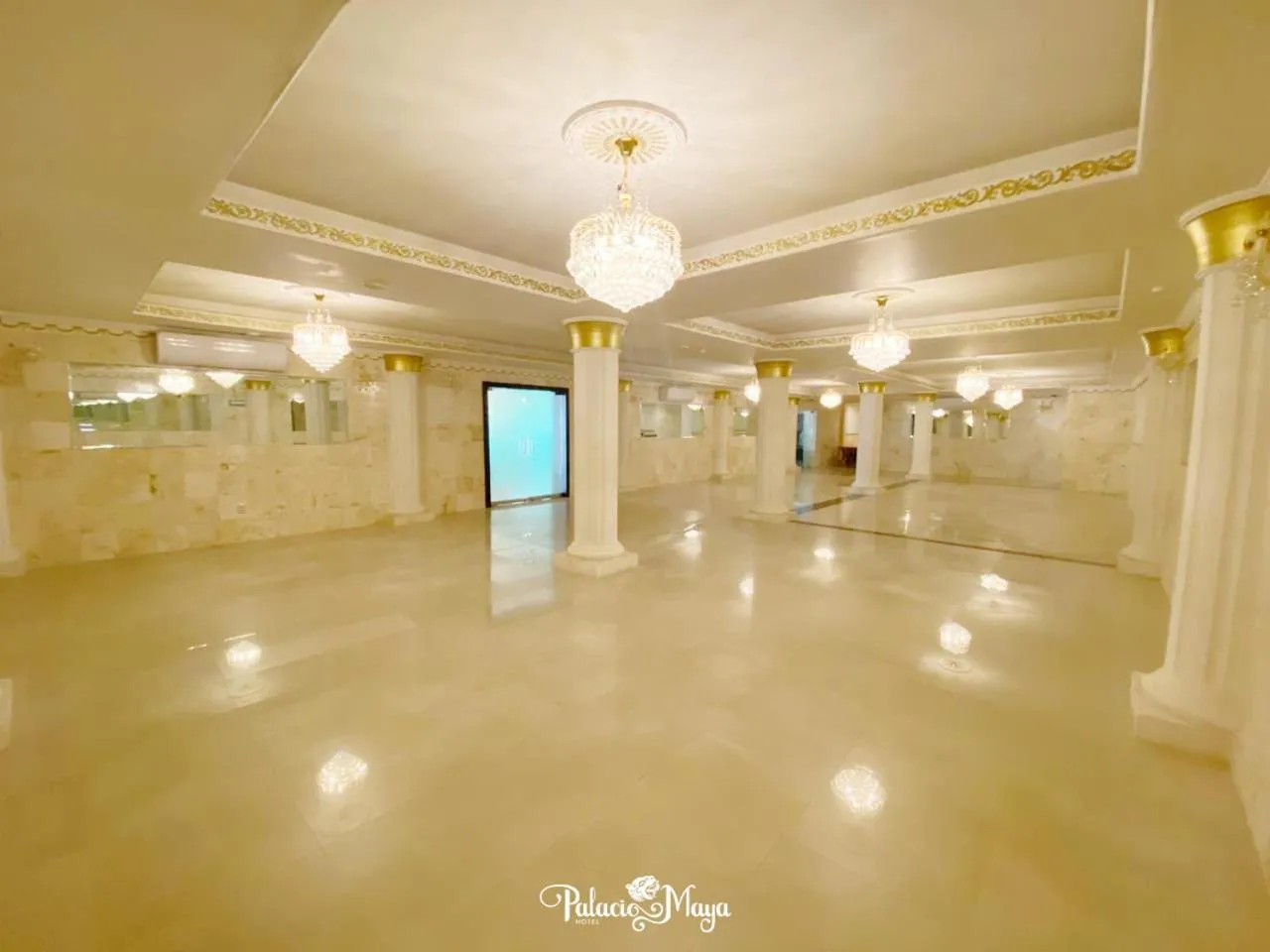 Meeting/conference room in Hotel Palacio Maya