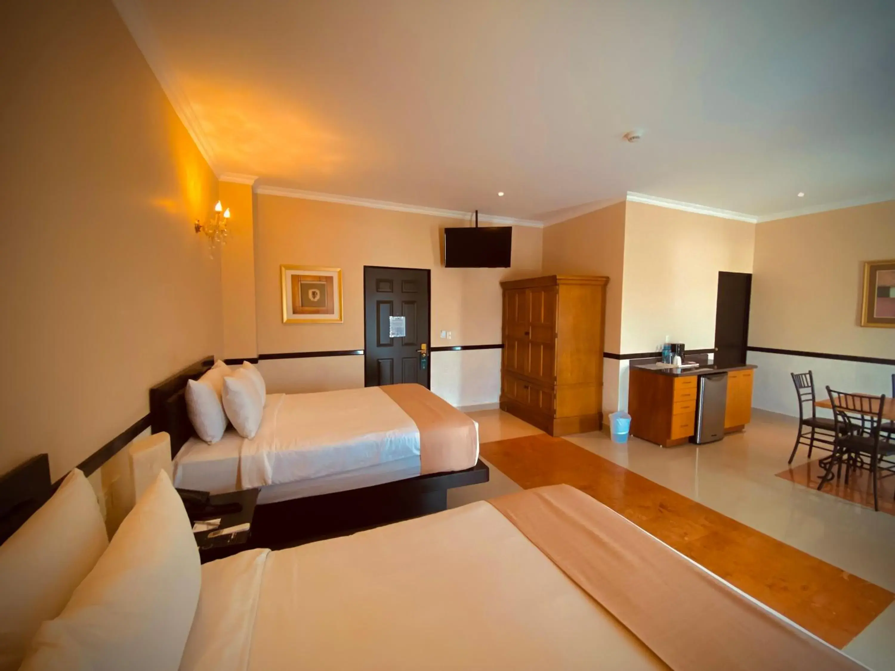 Suite Two Beds in Hotel Palacio Maya Suite Two Beds in Hotel Palacio Maya