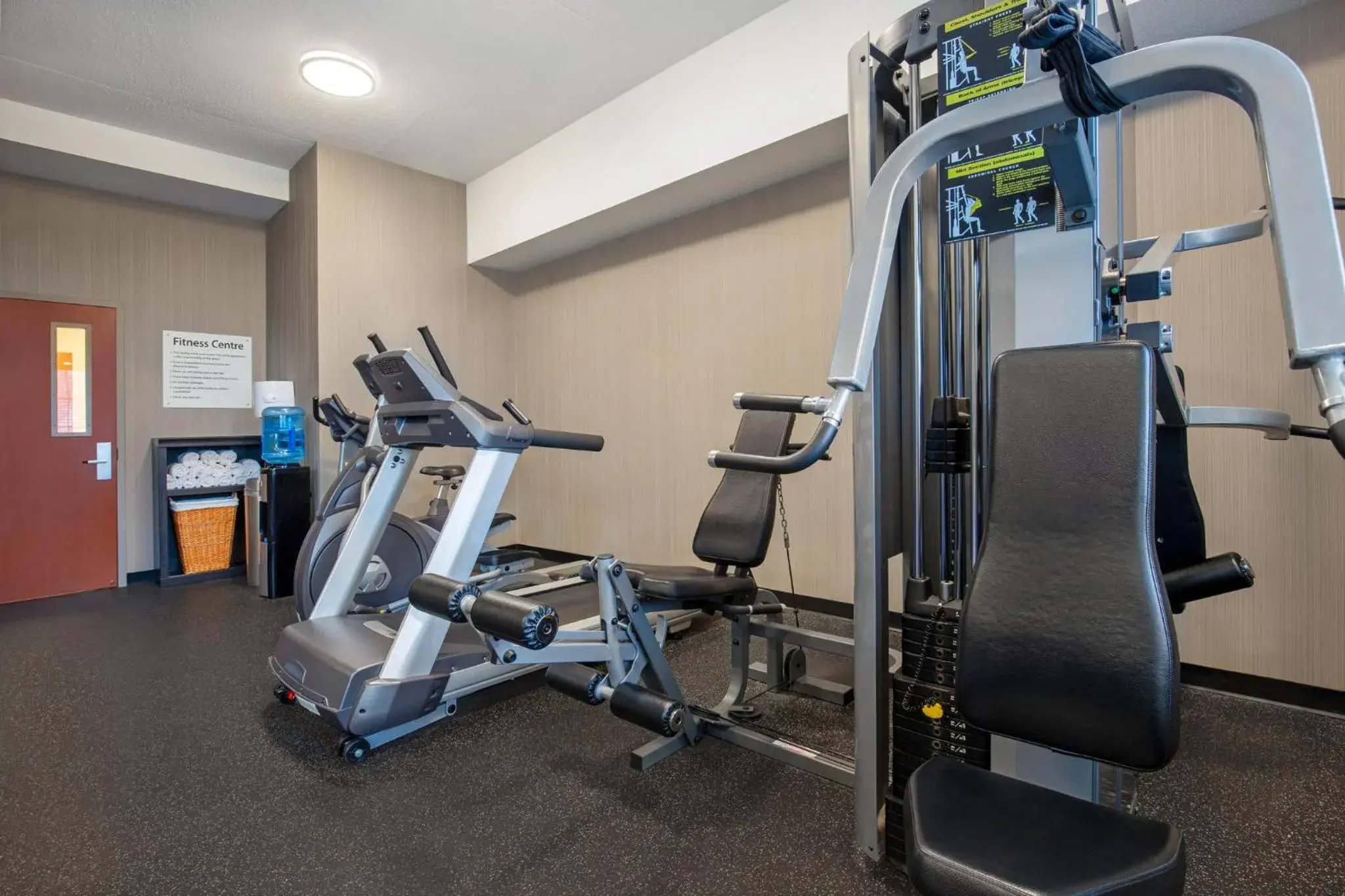 Spa and wellness centre/facilities in Holiday Inn Express Hotel & Suites Barrie by IHG Spa and wellness centre/facilities in Holiday Inn Express Hotel & Suites Barrie by IHG