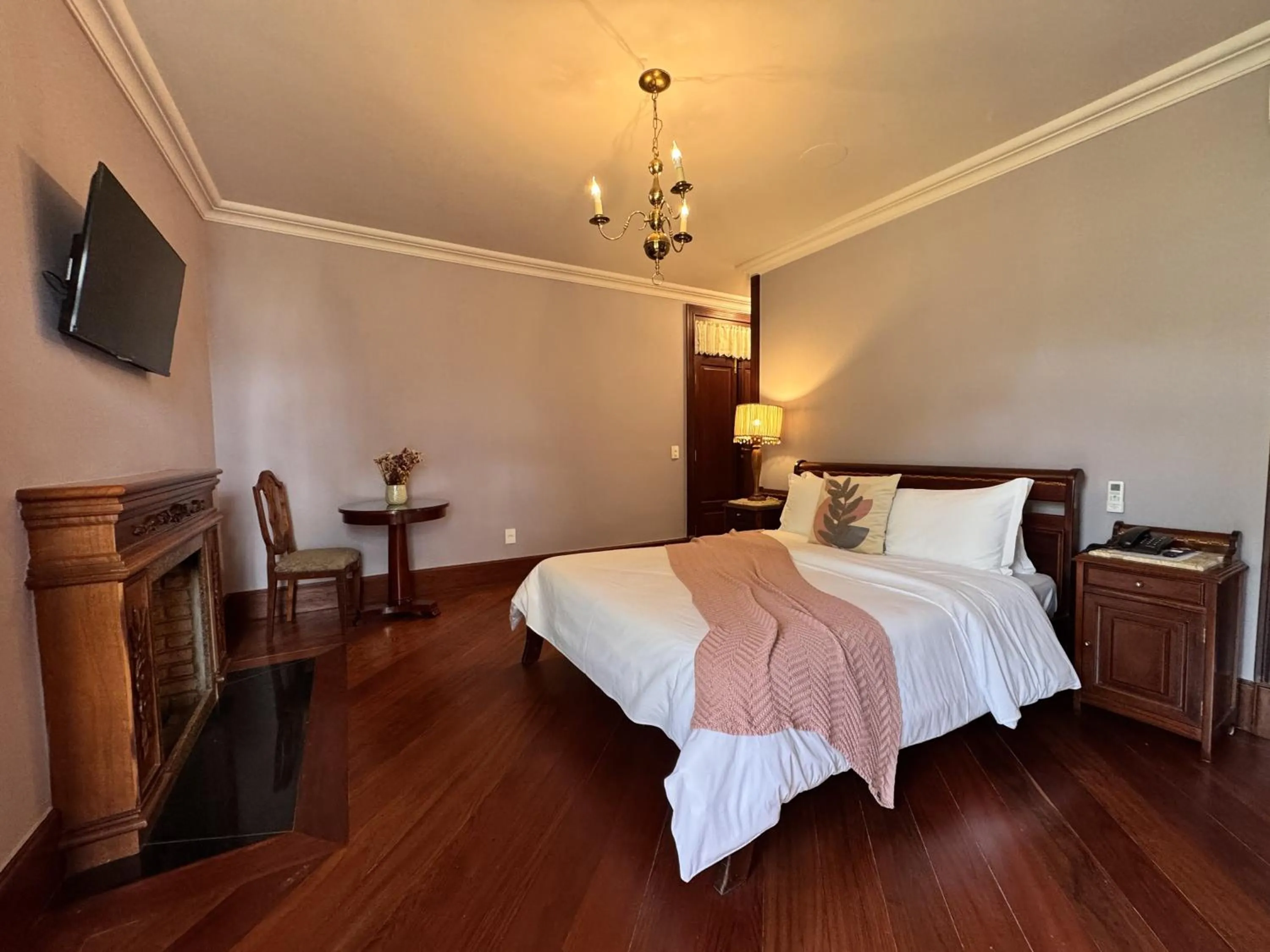 Aroso Paço Hotel