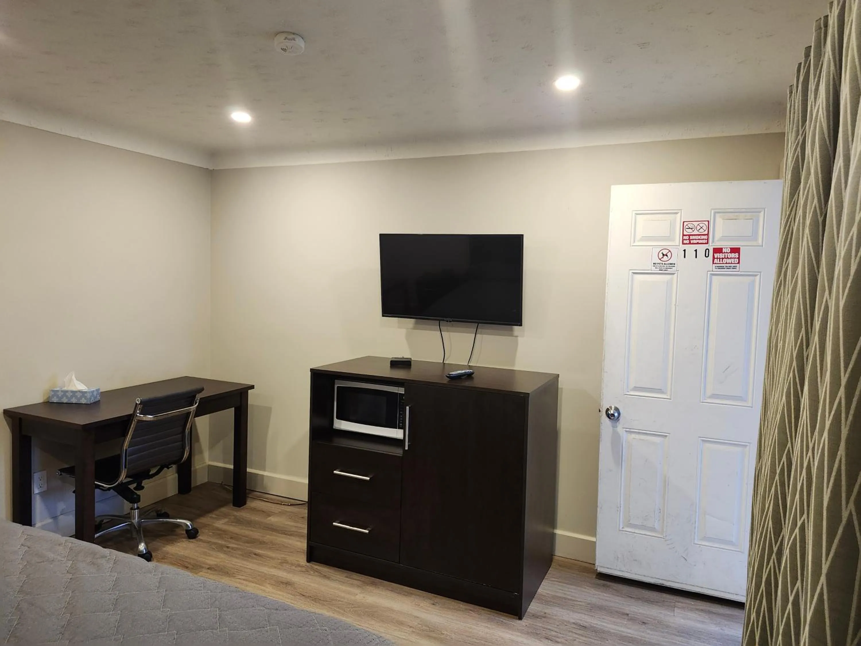 Fairway Inn & Suites