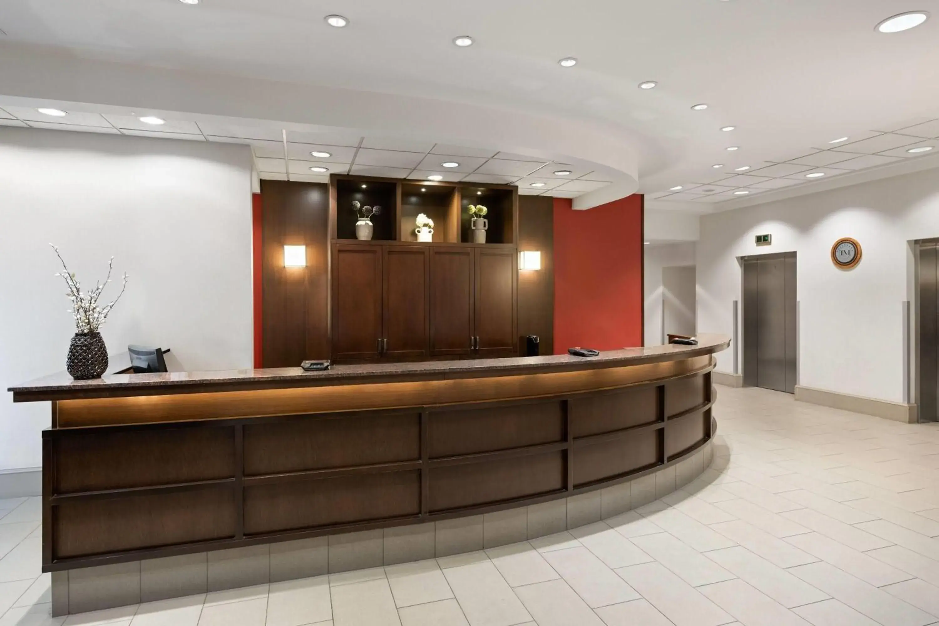Lobby or reception in Lakeview Signature, Trademark Collection by Wyndham Lobby or reception in Lakeview Signature, Trademark Collection by Wyndham