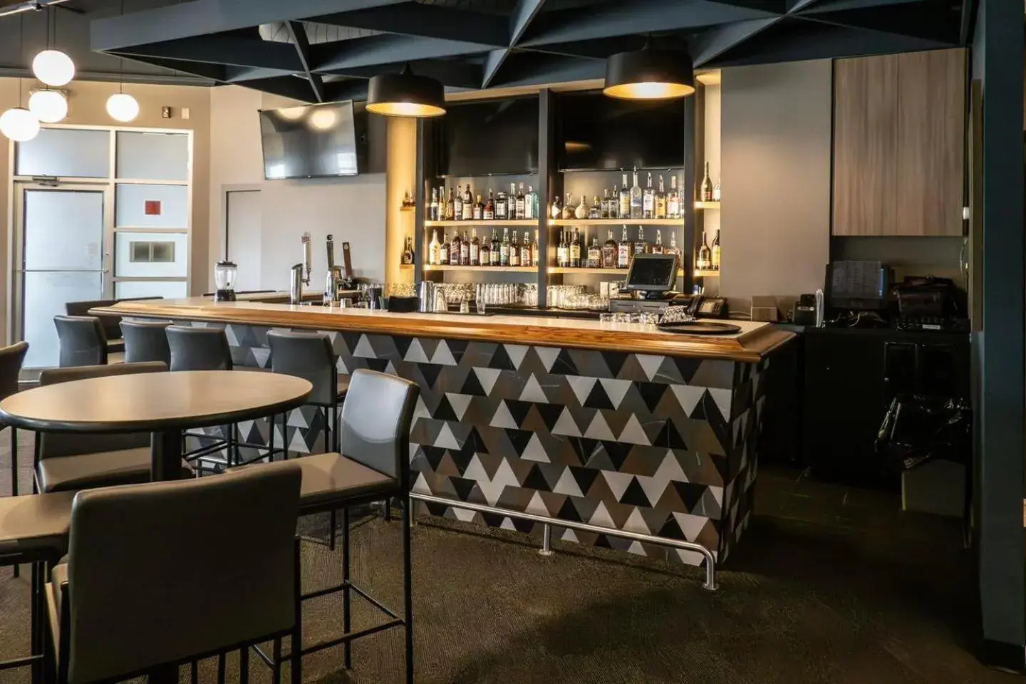 Lounge or bar in Lakeview Signature, Trademark Collection by Wyndham Lounge or bar in Lakeview Signature, Trademark Collection by Wyndham