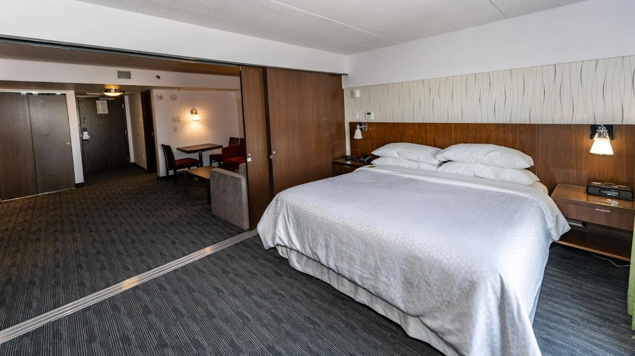 Bedroom, Bed in Lakeview Signature, Trademark Collection by Wyndham